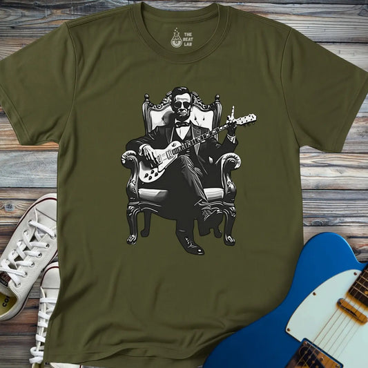 Lincoln Guitarist T-shirt - T-Shirt