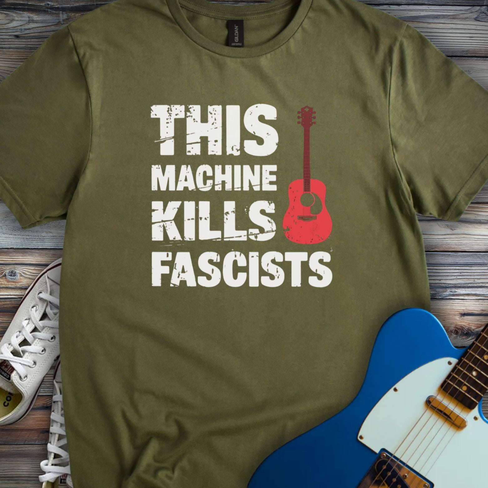 This Machine Kills Fascists T-shirt Military Green