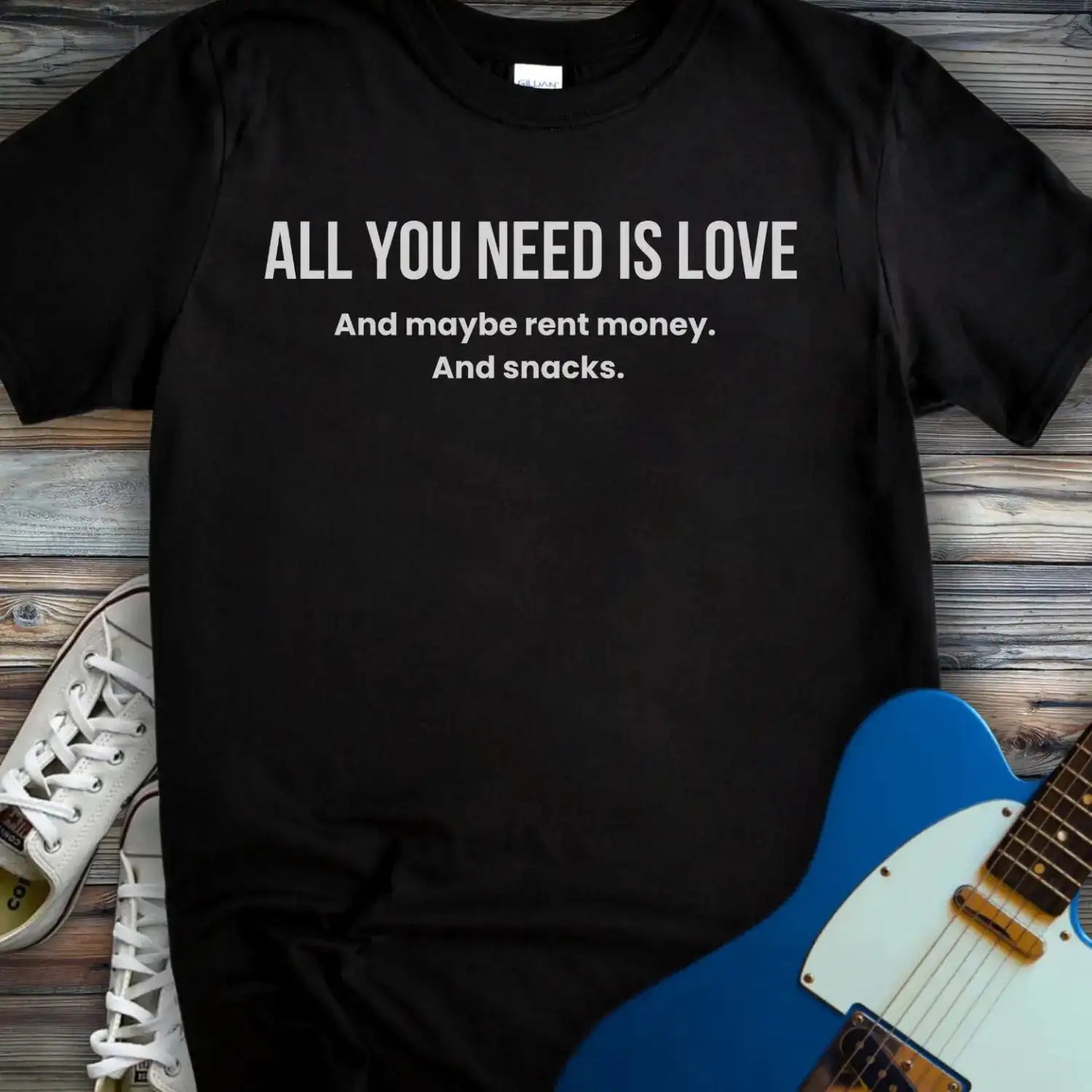 All You Need Is Love T-shirt Black