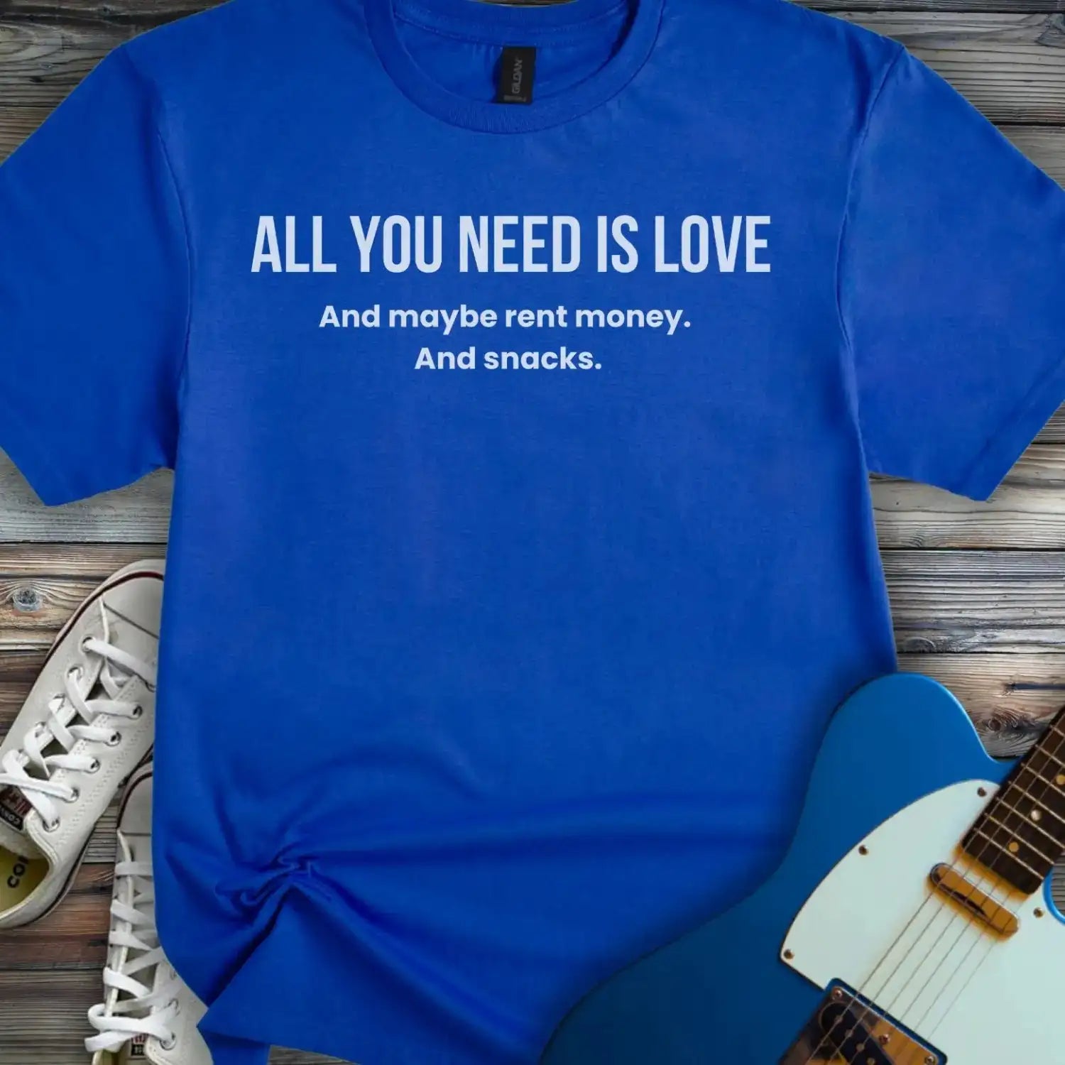 All You Need Is Love T-shirt Royal