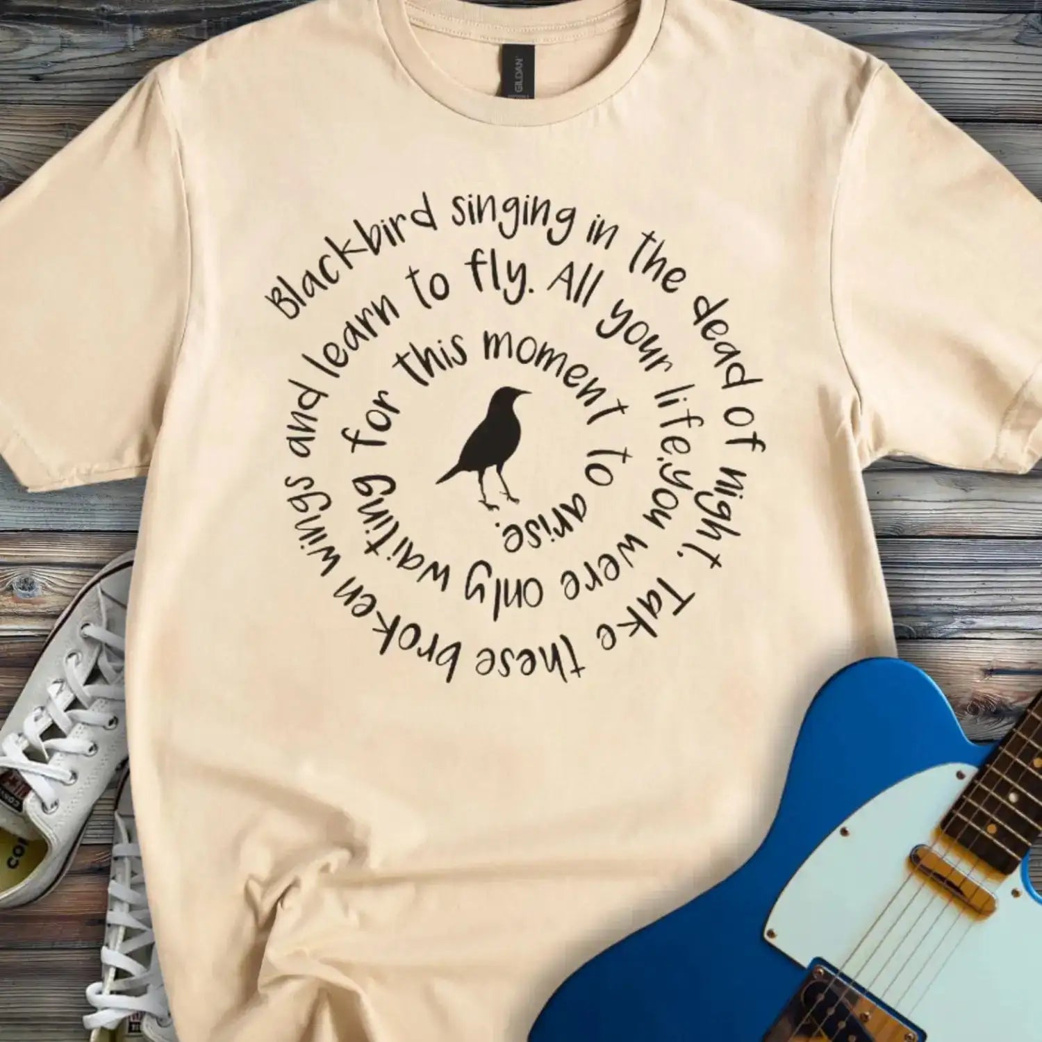 Blackbird The Beatles T-shirt Sand