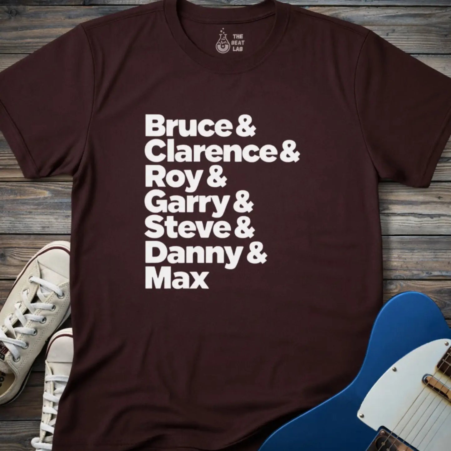 Bruce & The Band T-shirt - Dark Chocolate / S - T-Shirt