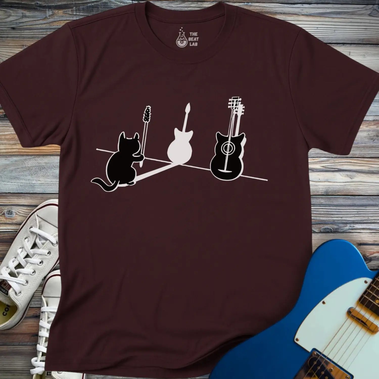 Cat & Guitar T-shirt - Dark Chocolate / S - T-Shirt