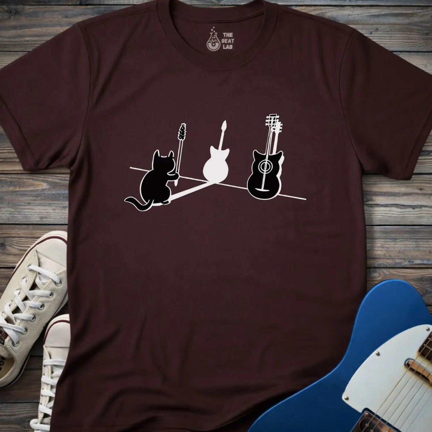 Cat & Guitar T-shirt - Dark Chocolate / S - T-Shirt
