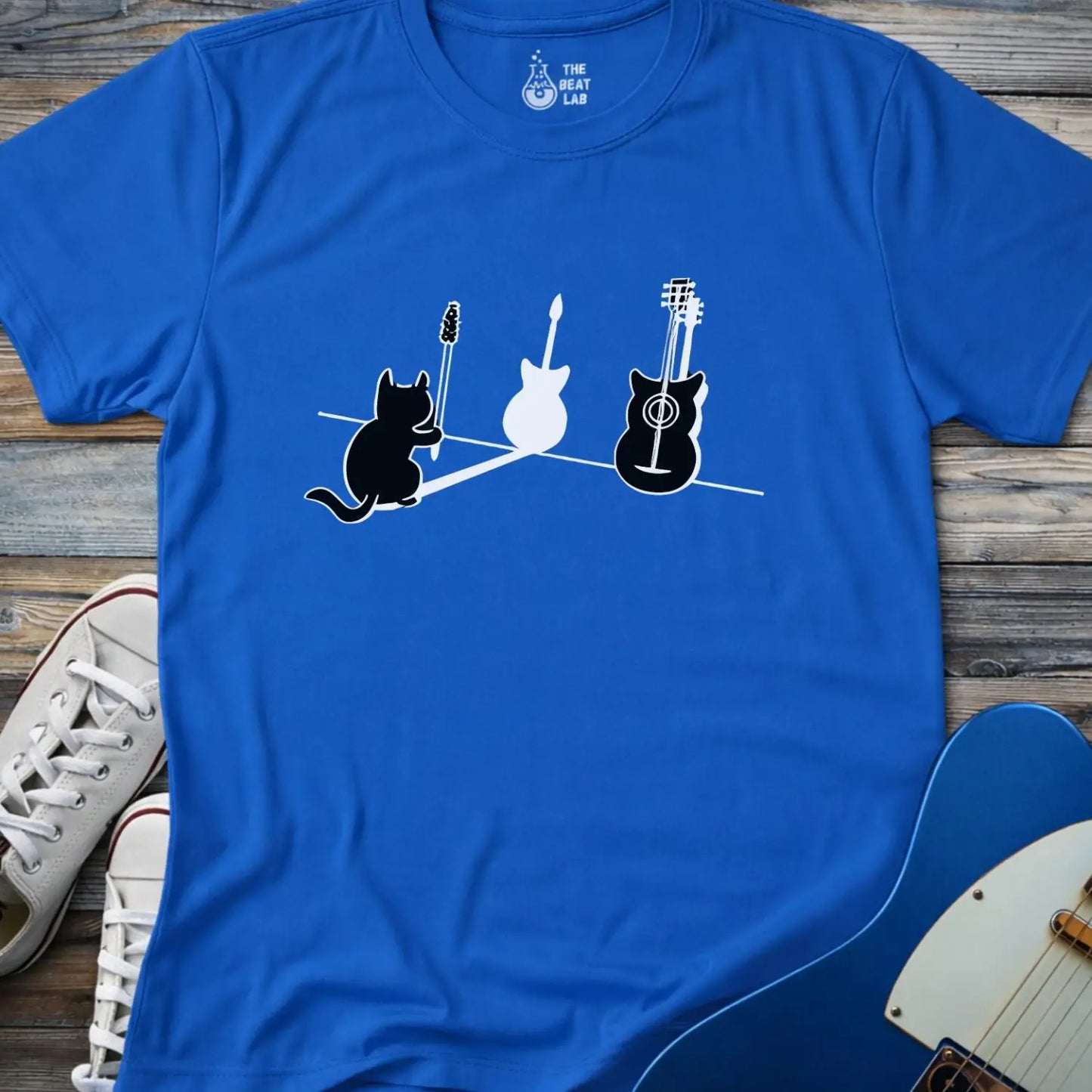 Cat & Guitar T-shirt - Royal / S - T-Shirt