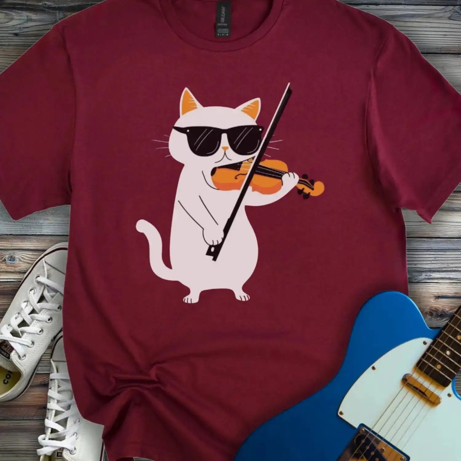 Cool Cat Playing Violin T-shirt Maroon