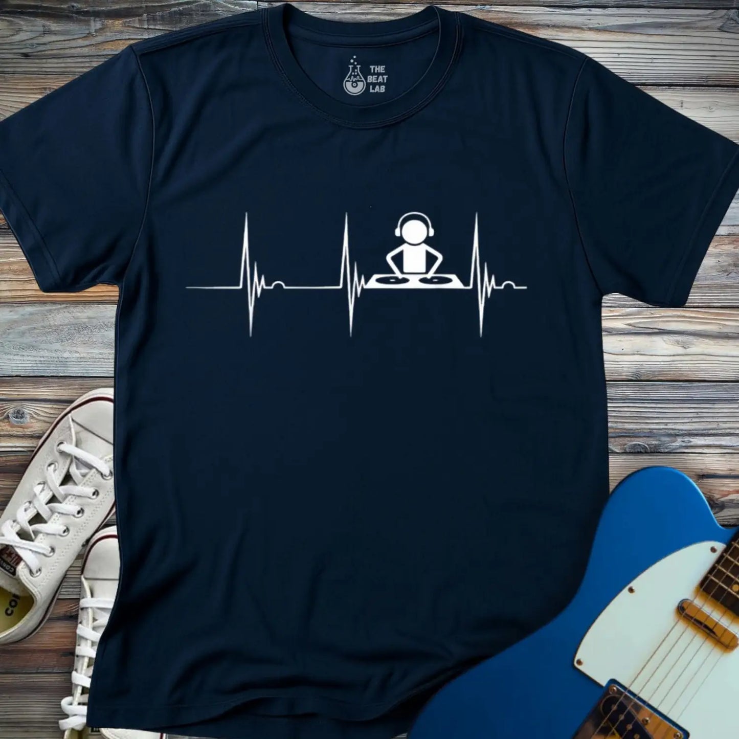 DJ Beat T-shirt - Navy / S - T-Shirt