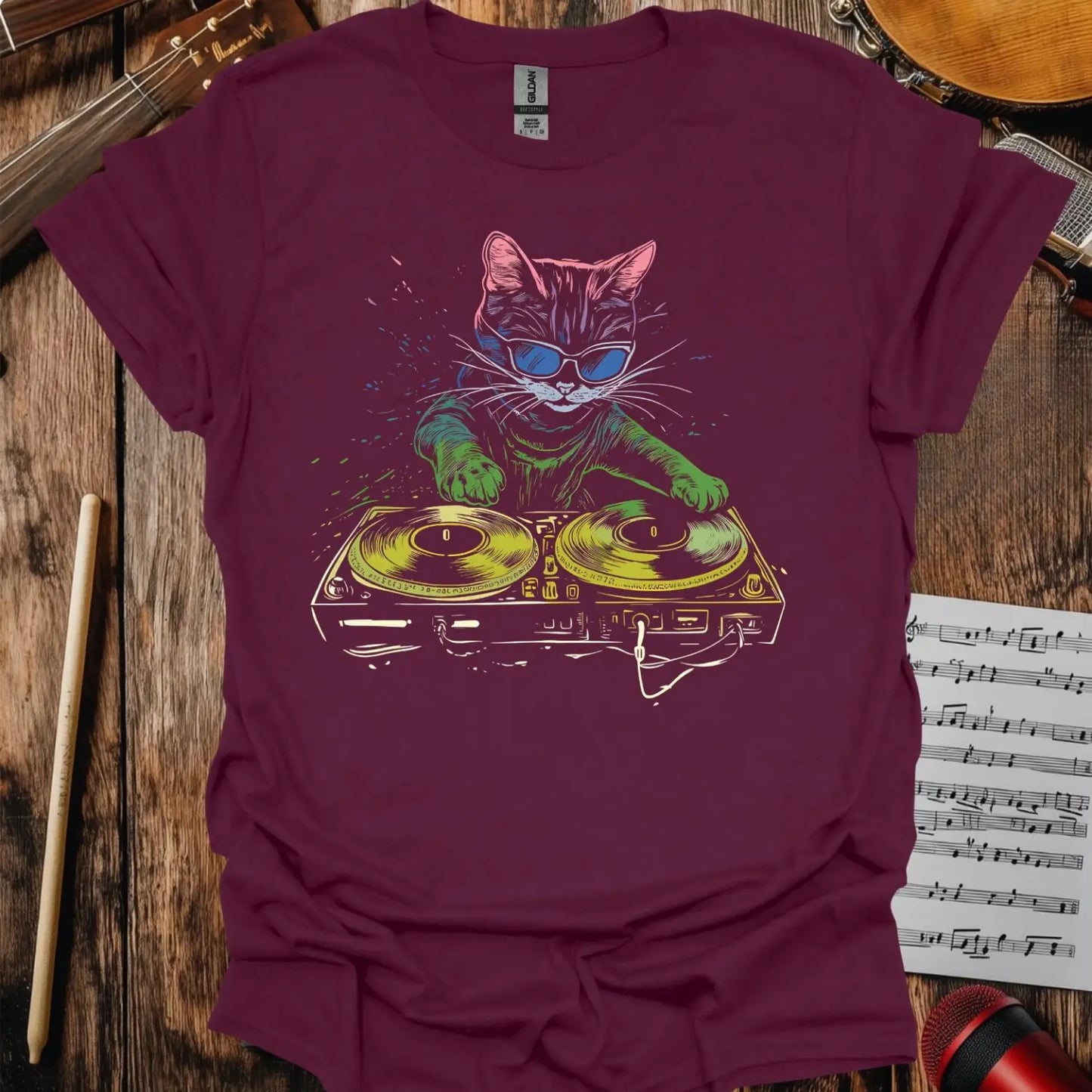 DJ Paws T-shirt - S / Maroon - T-Shirt
