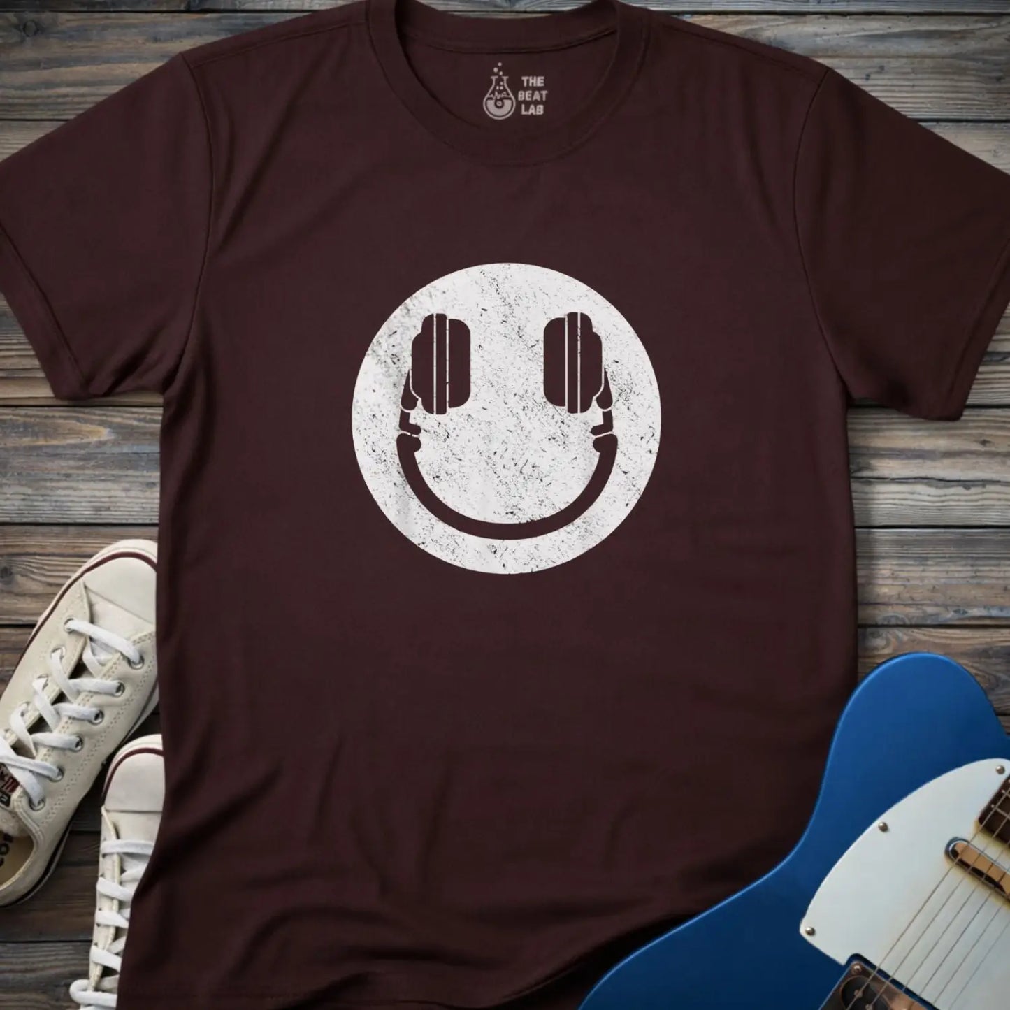 DJ Smile T-shirt - Dark Chocolate / S - T-Shirt