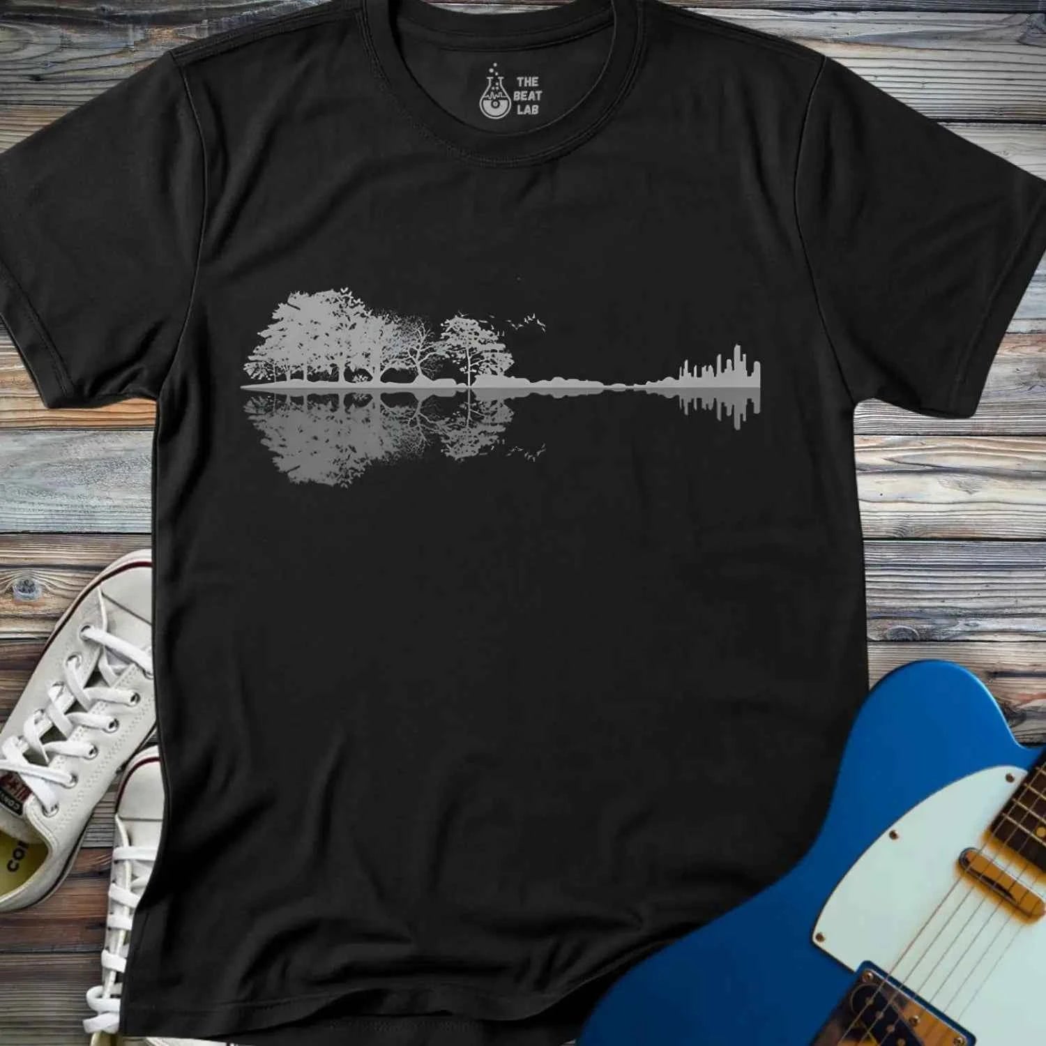 Forest Guitar (I) T-shirt