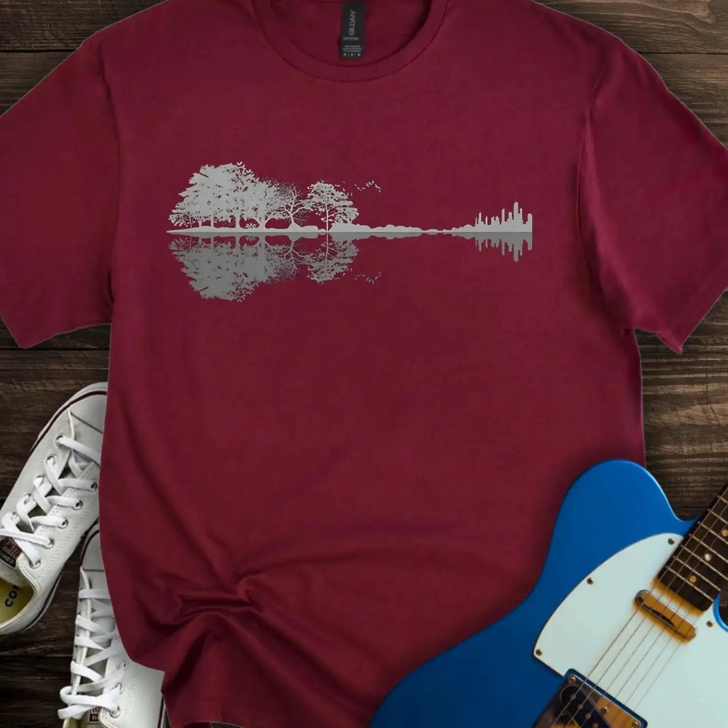 Forest Guitar (I) T-shirt Maroon