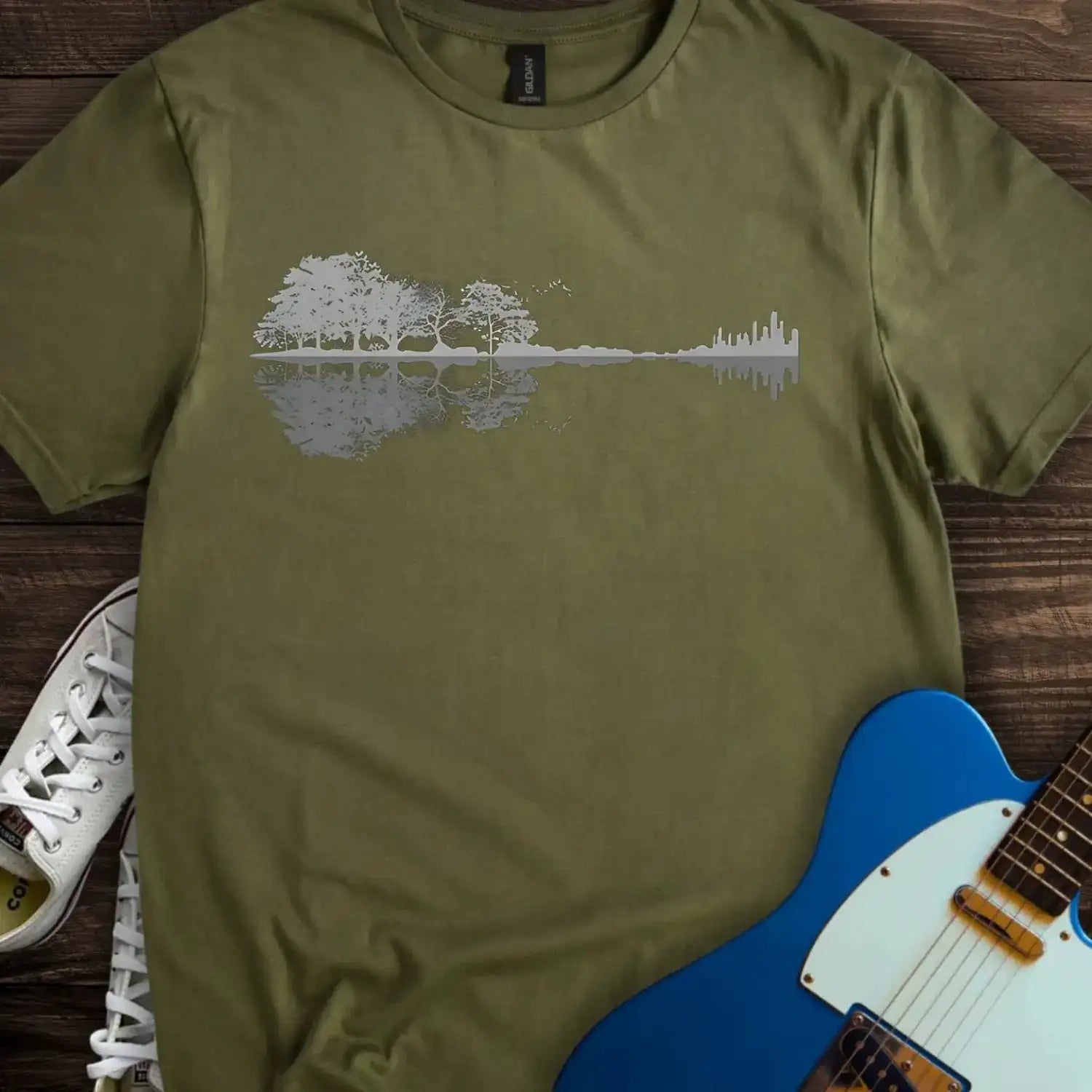 Forest Guitar (I) T-shirt Military Green