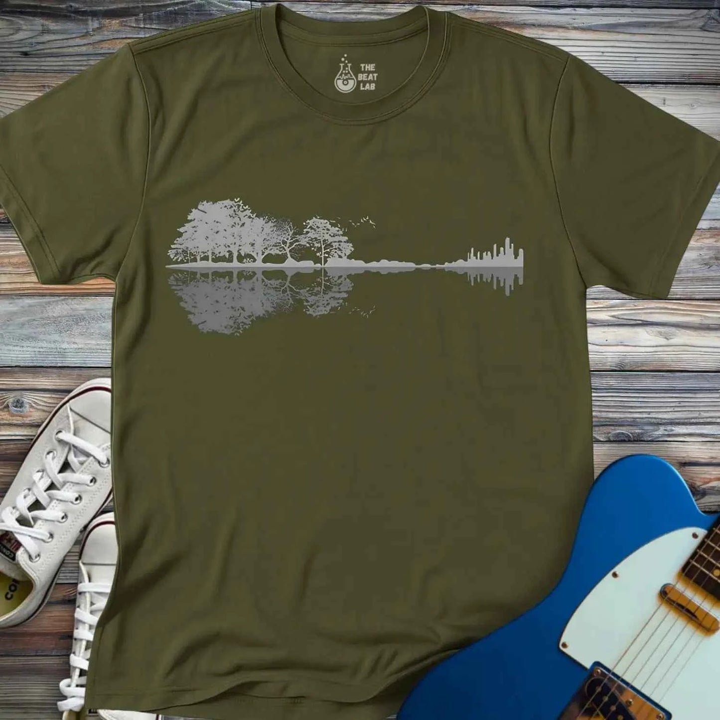Forest Guitar (I) T-shirt