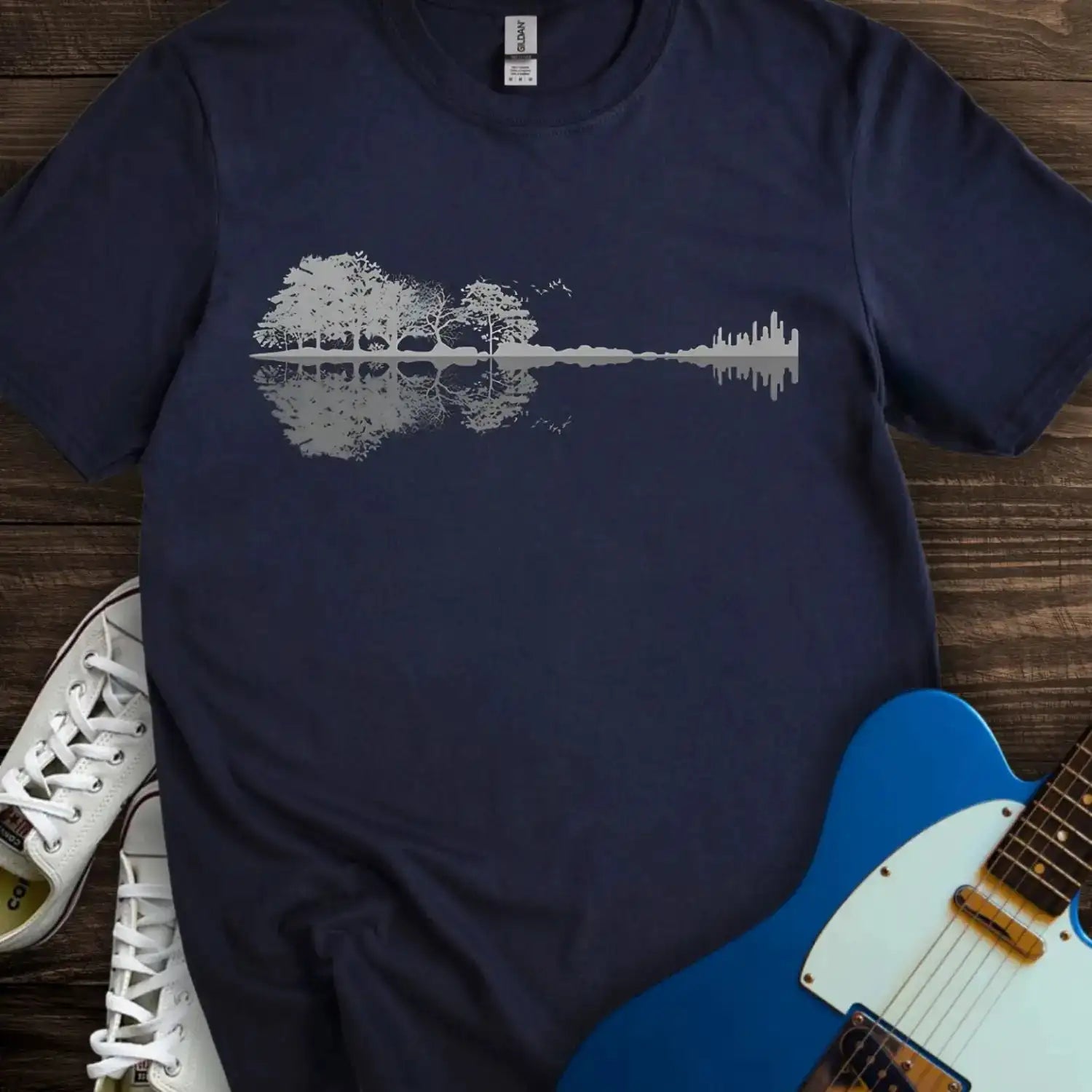 Forest Guitar (I) T-shirt Navy