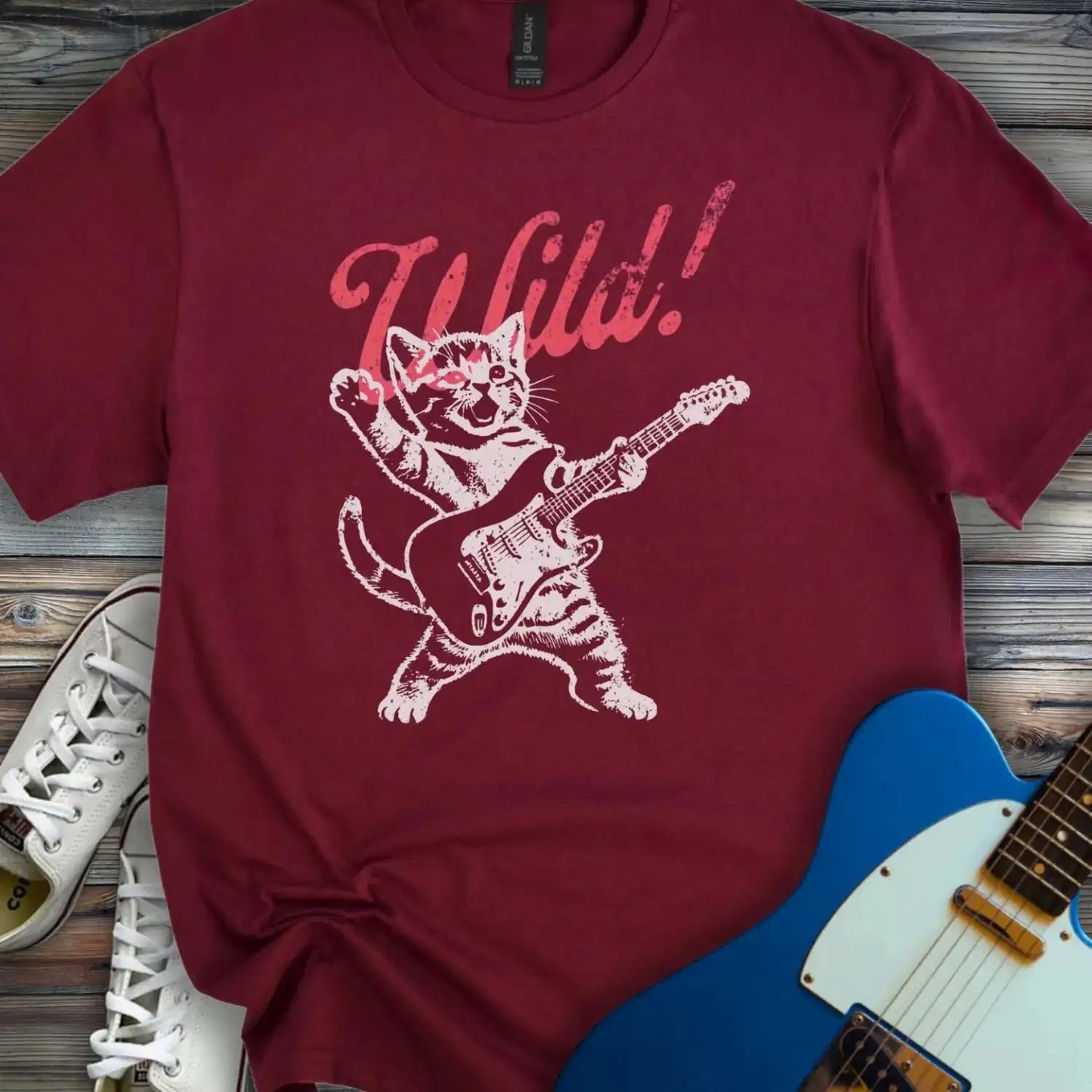 Guitar Cat Wild T-shirt Maroon
