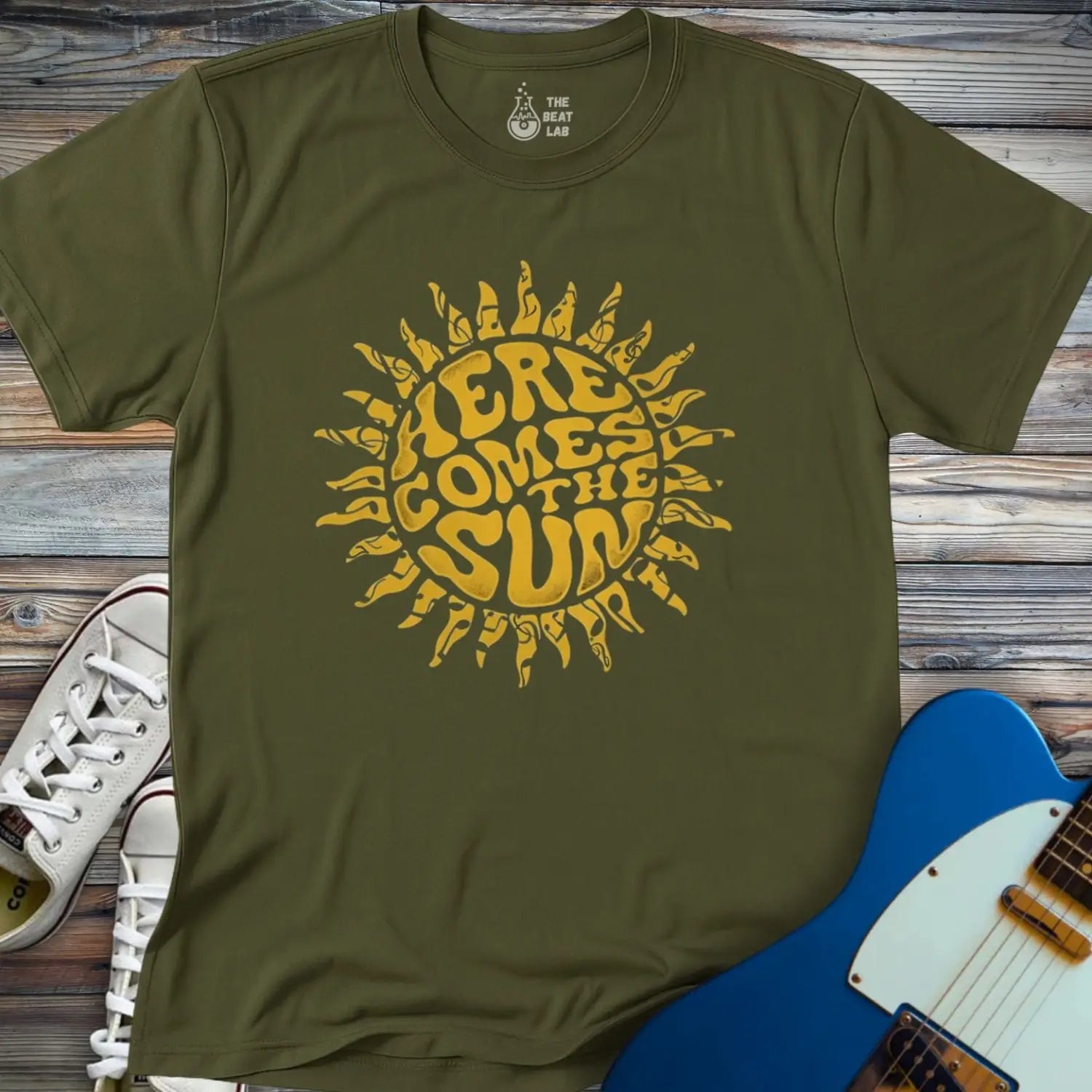 Here Comes the Sun T-shirt - Military Green / S - T-Shirt