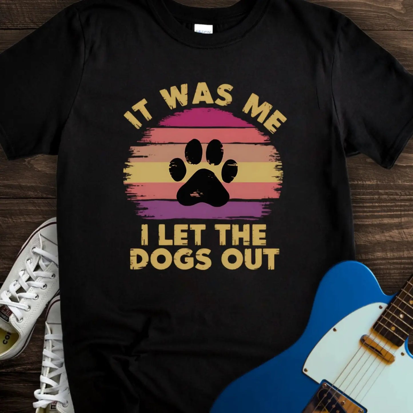 I Let The Dogs Out (II) T-shirt Black
