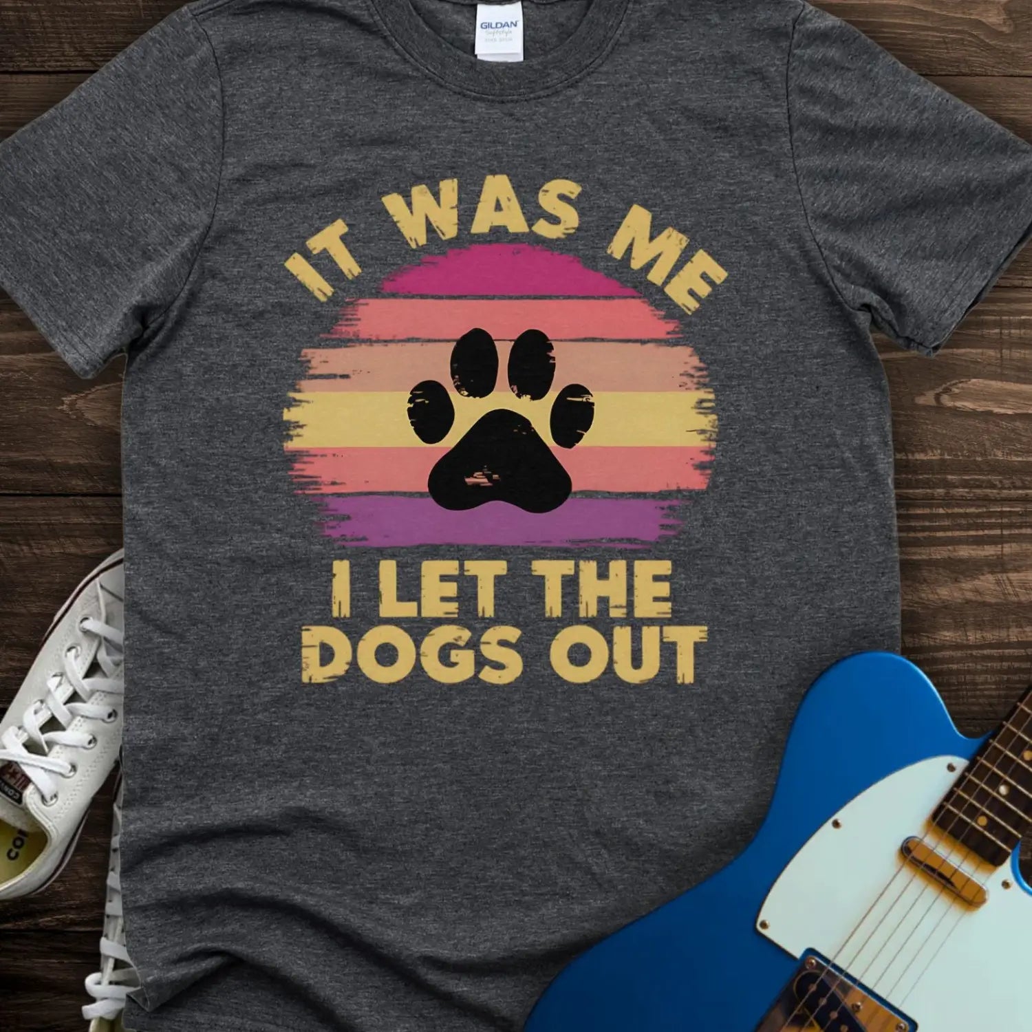 I Let The Dogs Out (II) T-shirt Dark Heather Grey