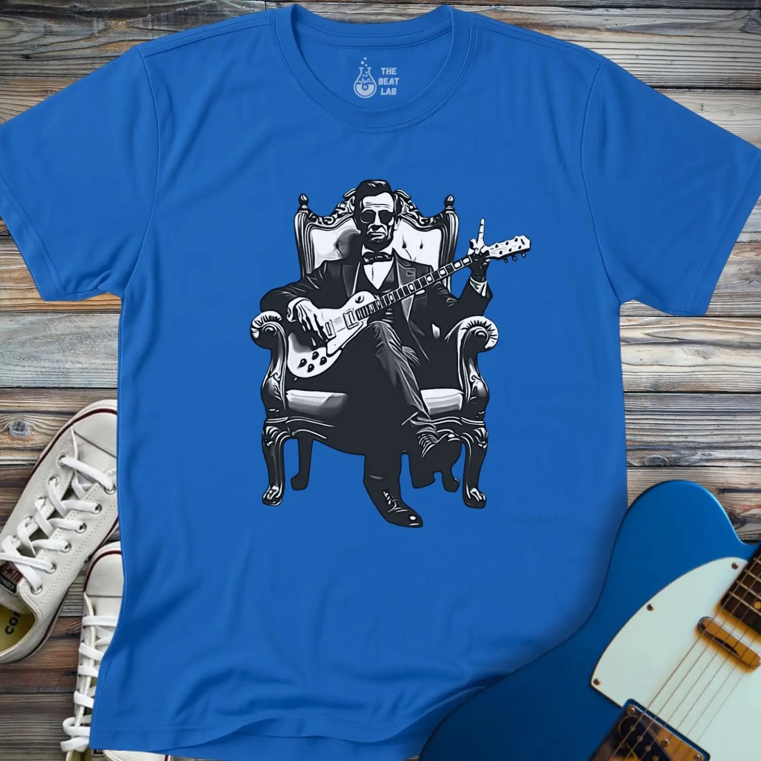 Lincoln Guitarist T-shirt - T-Shirt