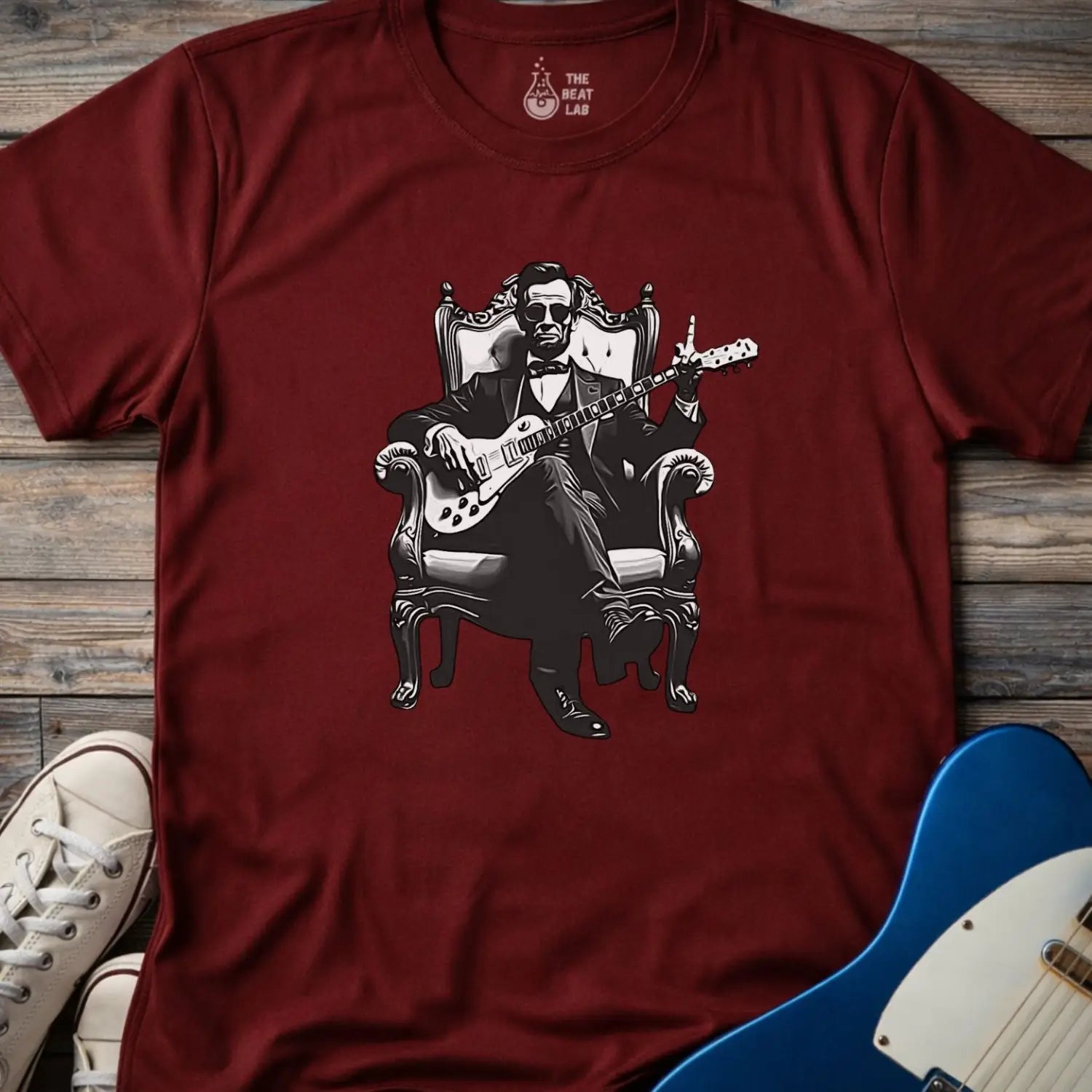 Lincoln Guitarist T-shirt - Maroon / S - T-Shirt