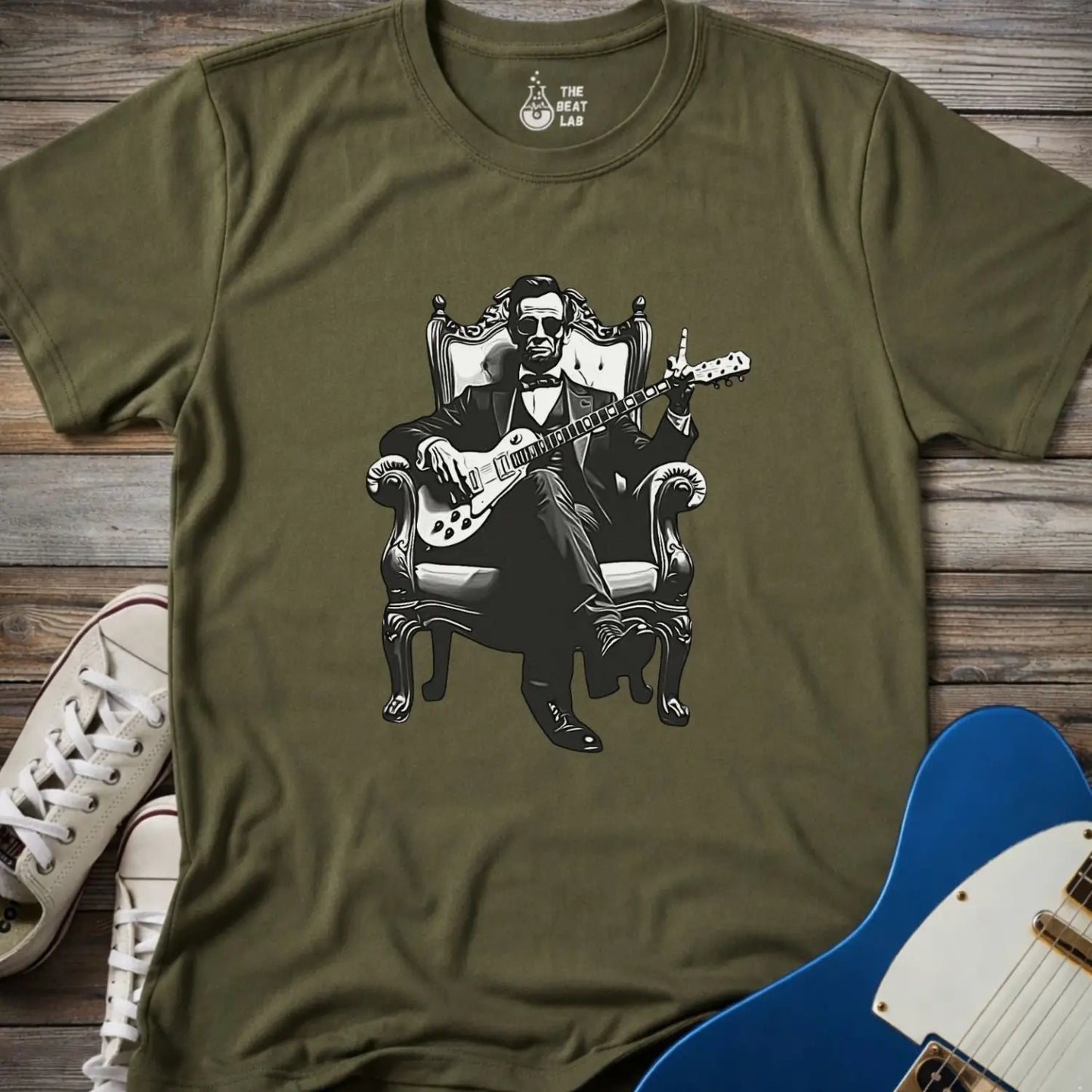 Lincoln Guitarist T-shirt - Military Green / S - T-Shirt
