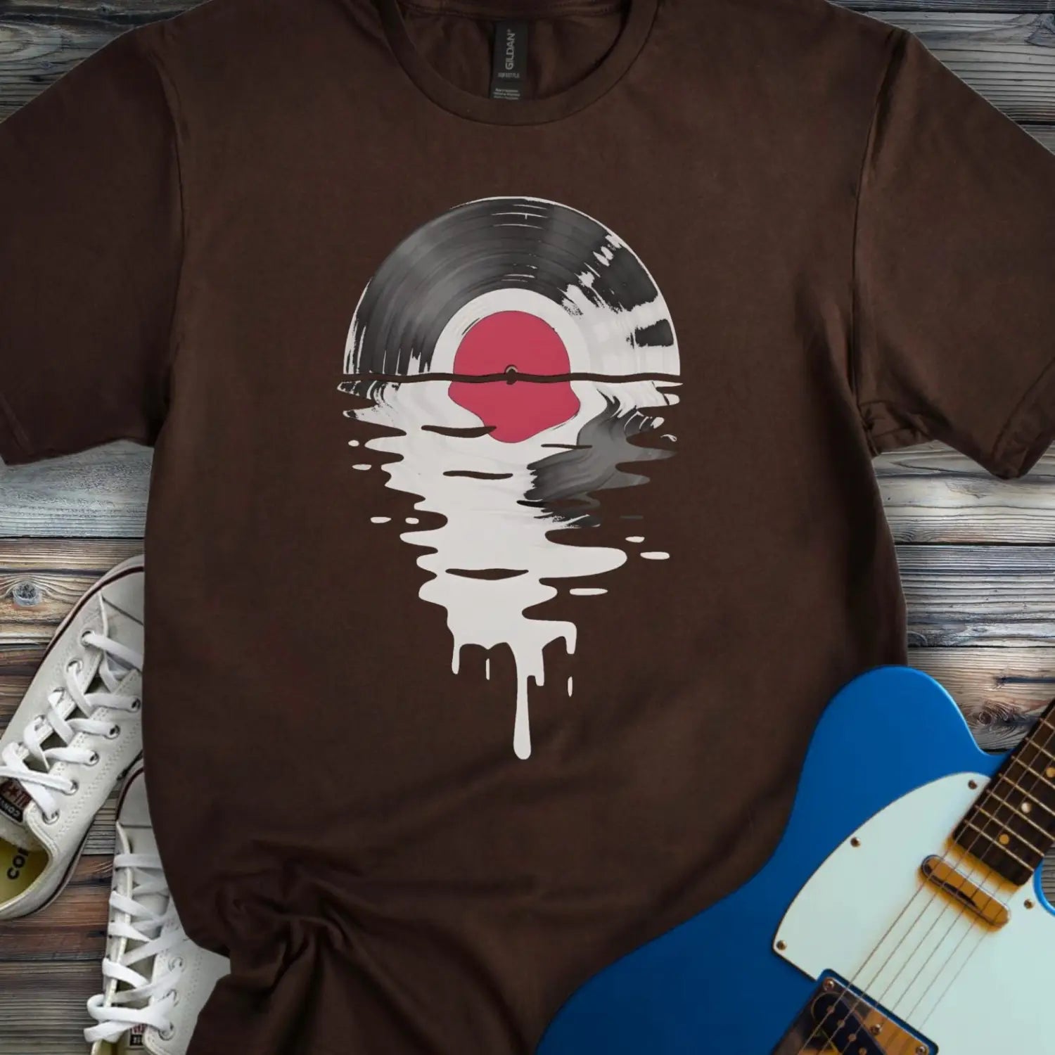 Melting Vinyl Record T-shirt - Dark Chocolate / S - T-Shirt