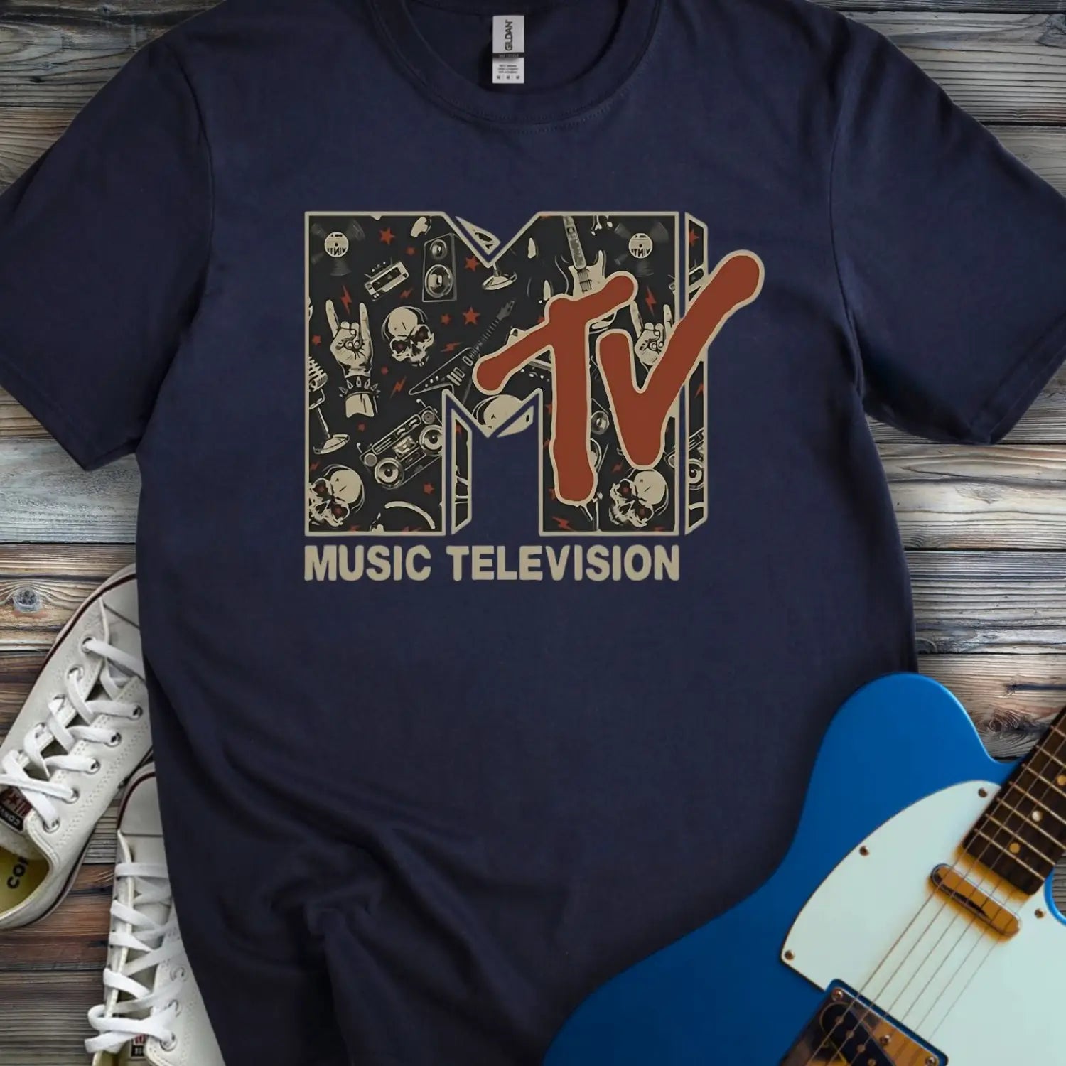 MTV Music Television T-shirt - S / Navy - T-Shirt