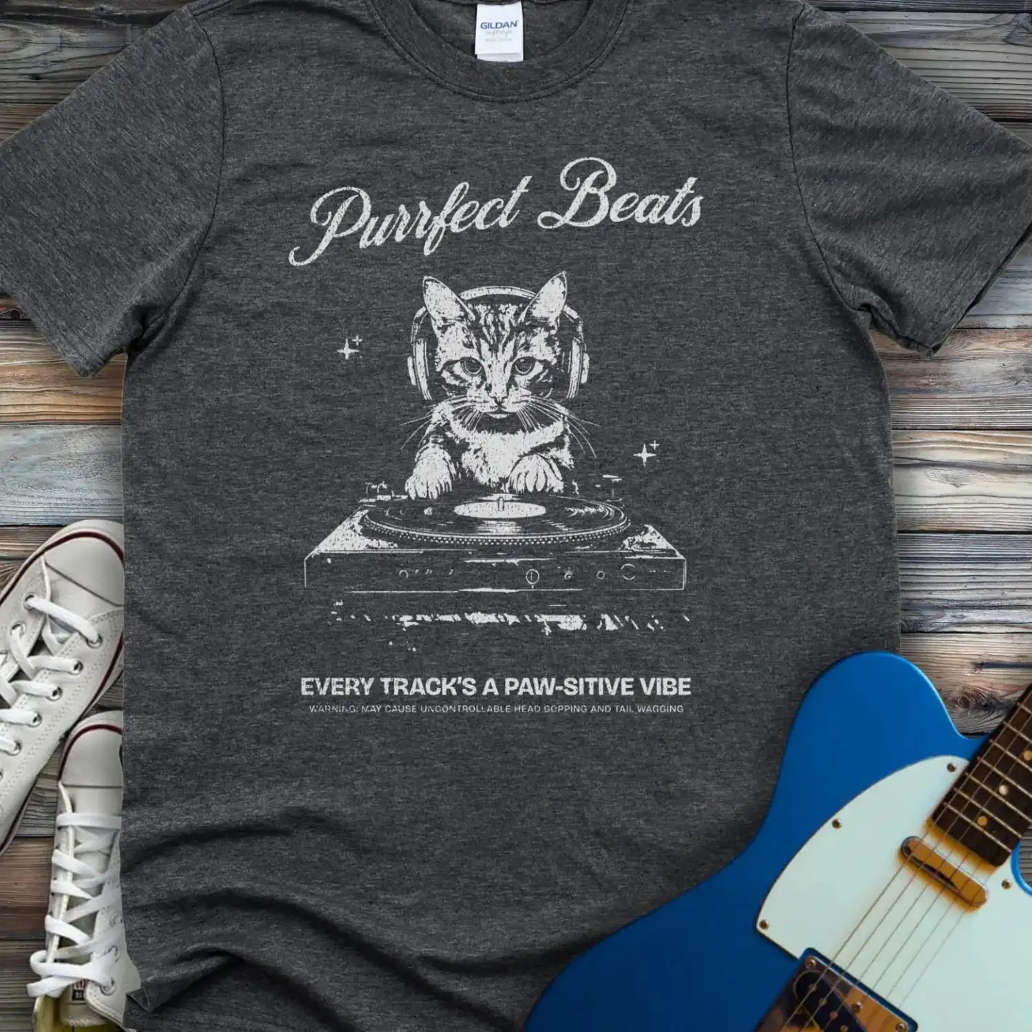 Purrfect Beats T-shirt Dark Heather Grey