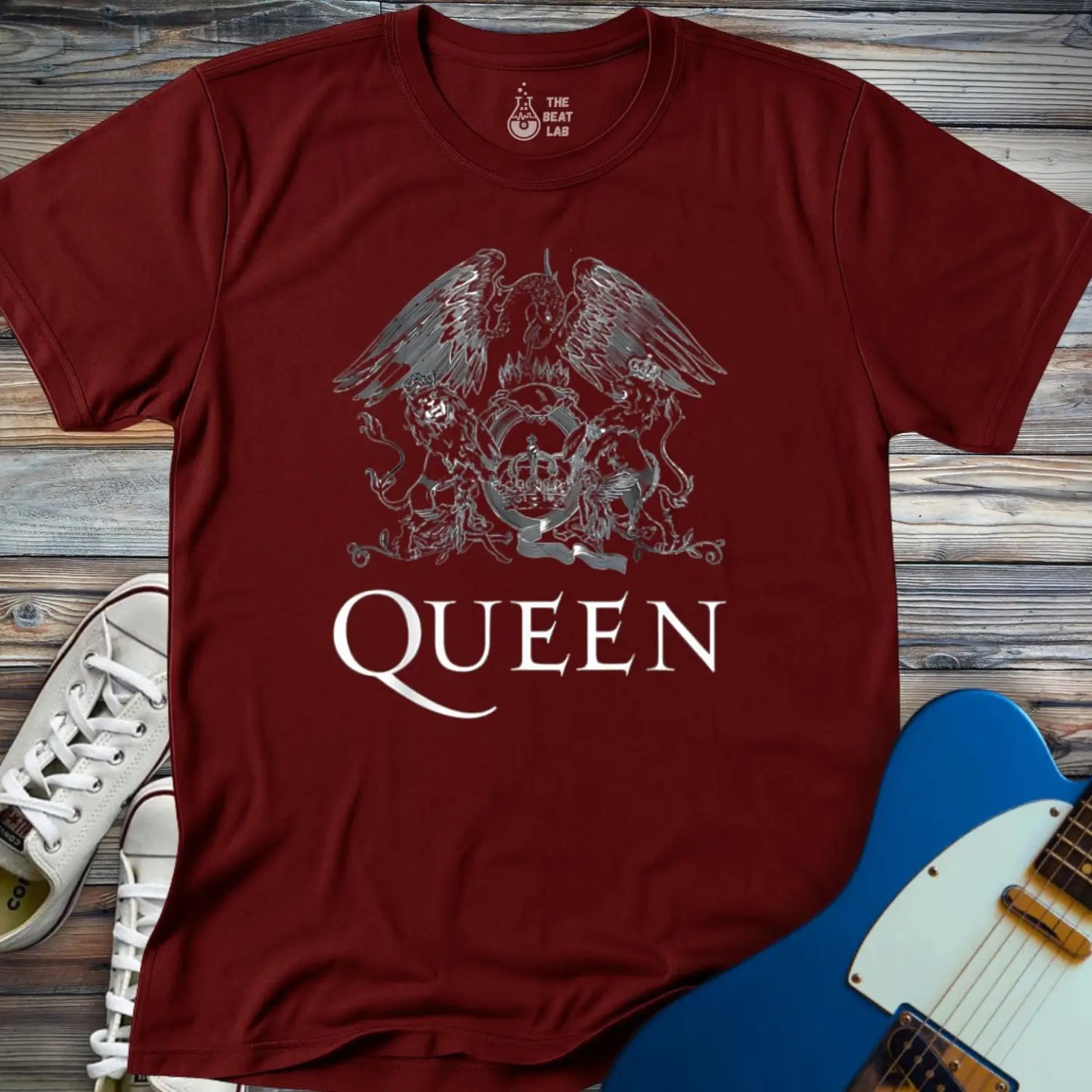 Queen T-shirt - Maroon / S - T-Shirt