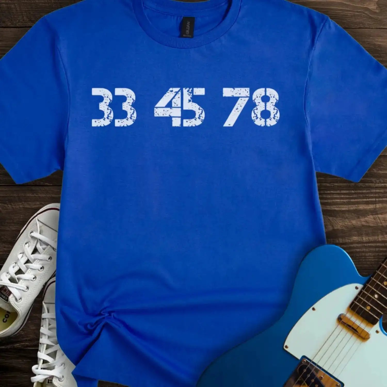 Record 33 45 78 RPM T-shirt Royal