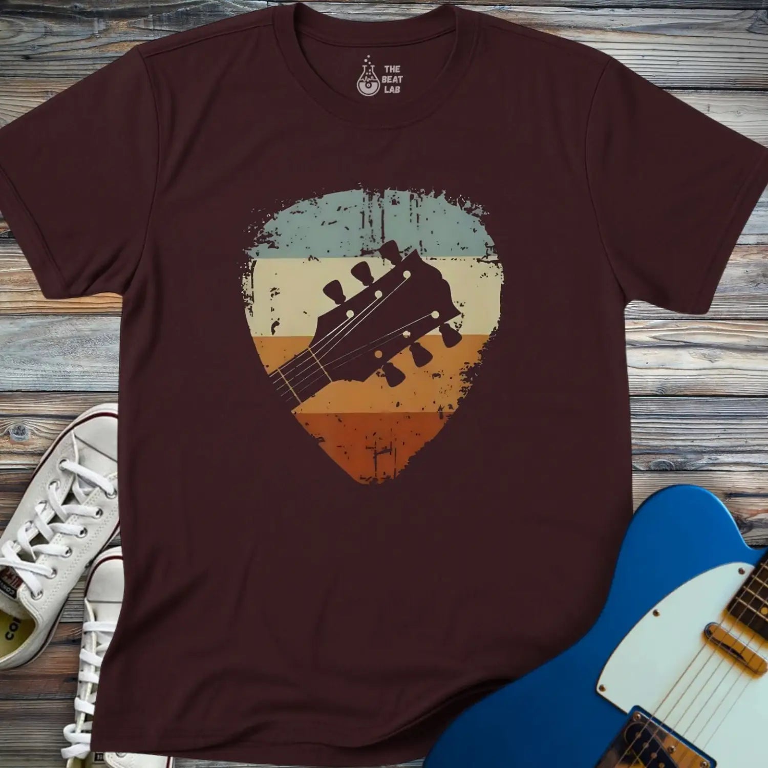 Retro Guitar Pick T-shirt - Dark Chocolate / S - T-Shirt