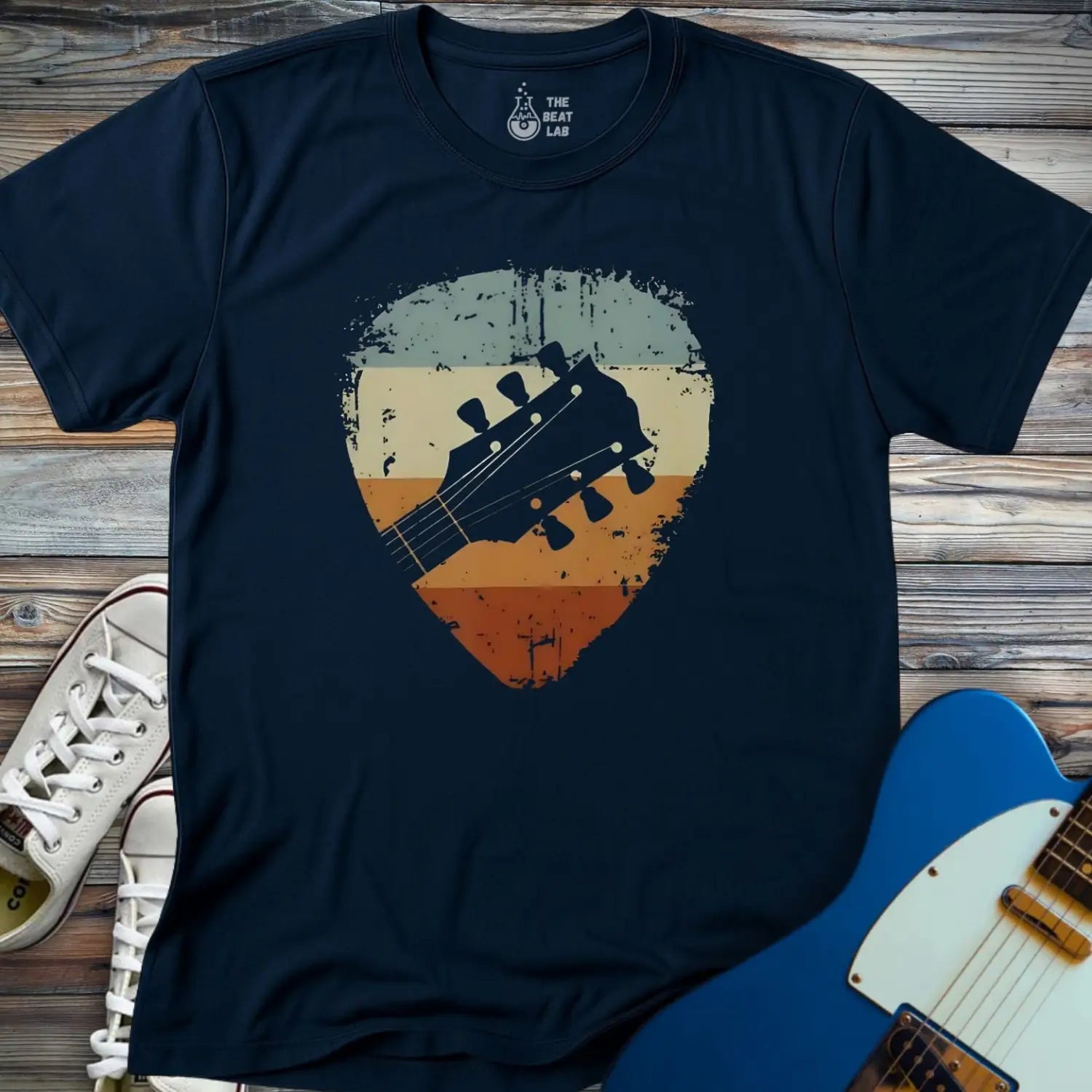 Retro Guitar Pick T-shirt - Navy / S - T-Shirt