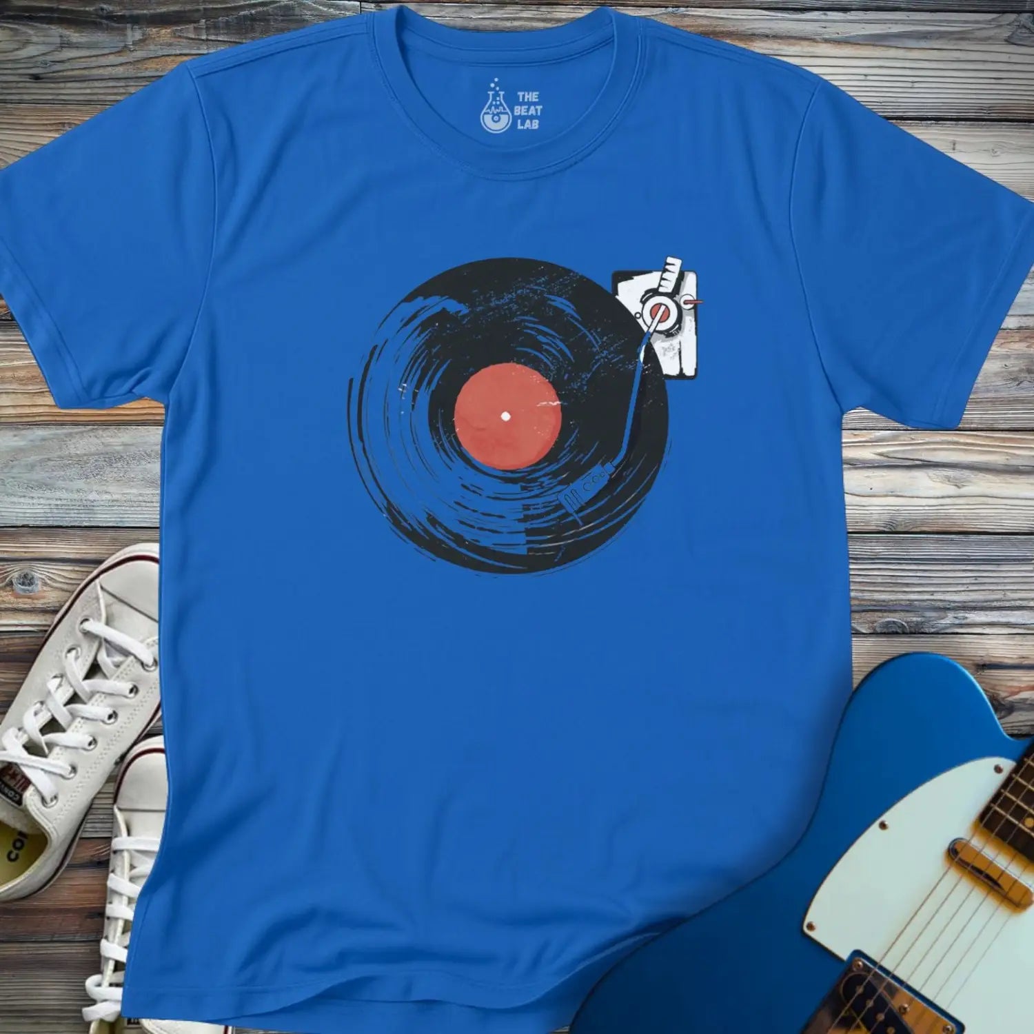 Retro Vinyl Record Player T-shirt - Royal / S - T-Shirt