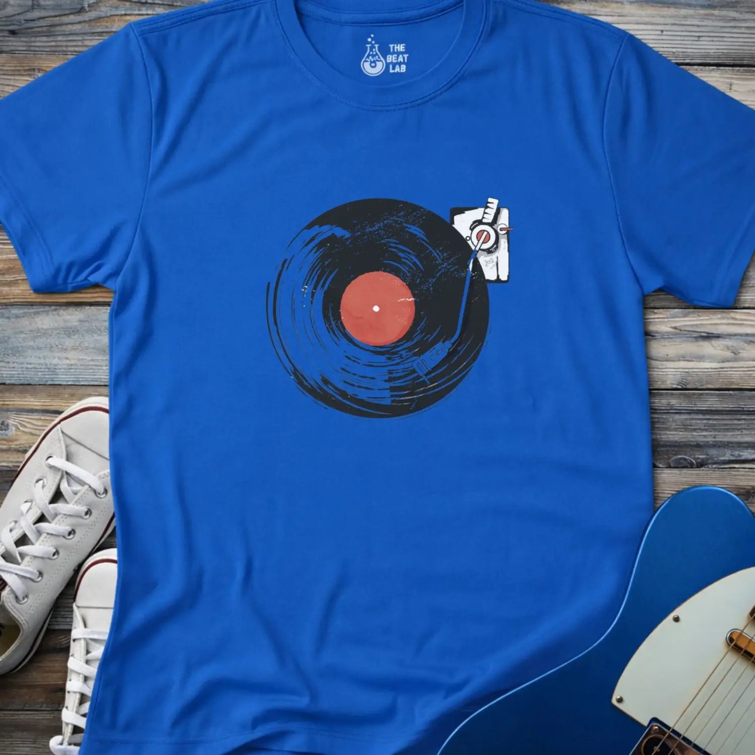 Retro Vinyl Record Player T-shirt - Royal / S - T-Shirt