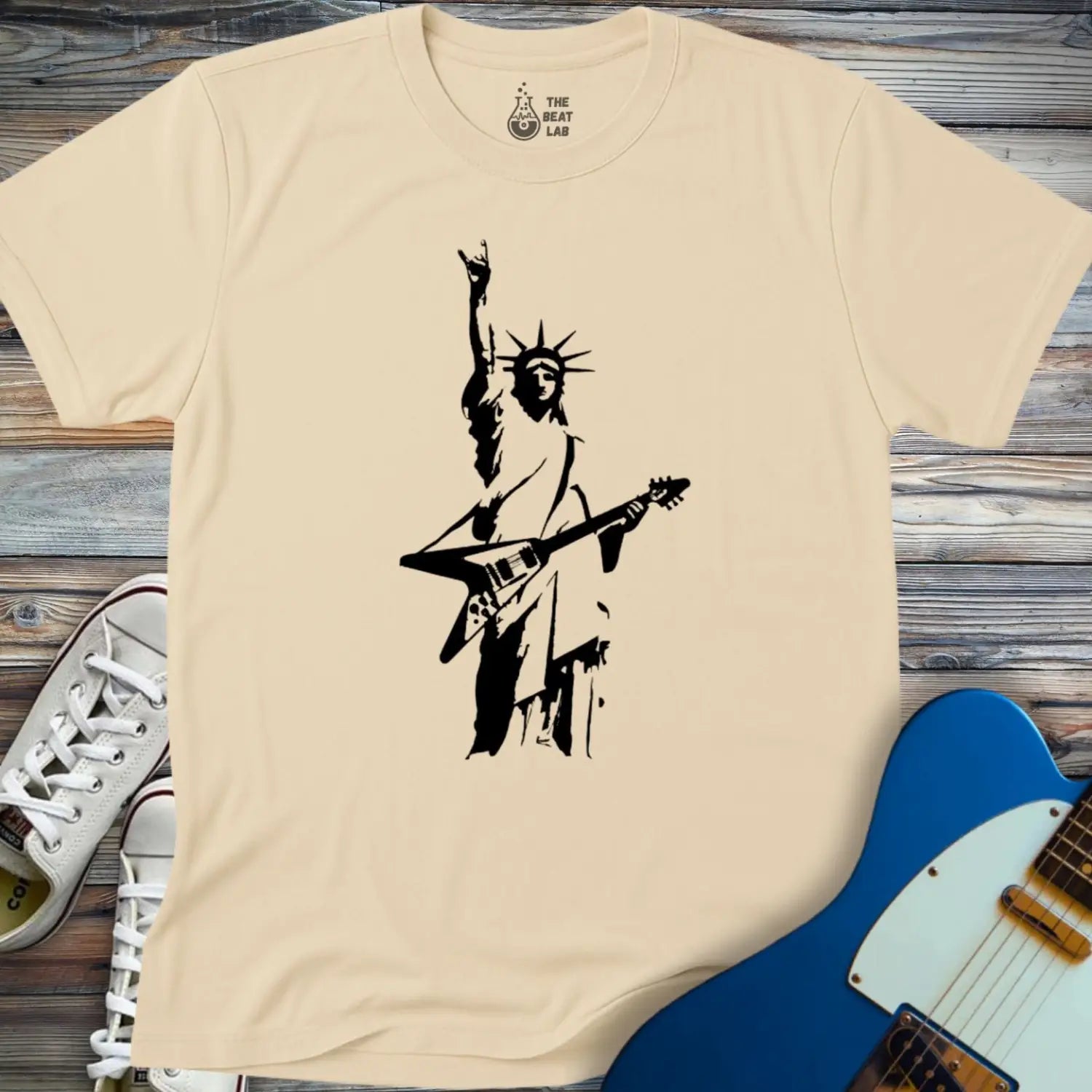 Rockstar Statue T-shirt - Sand / S - T-Shirt