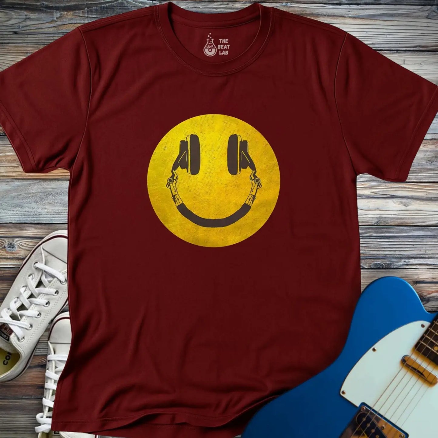 Smile T-shirt - Maroon / S - T-Shirt