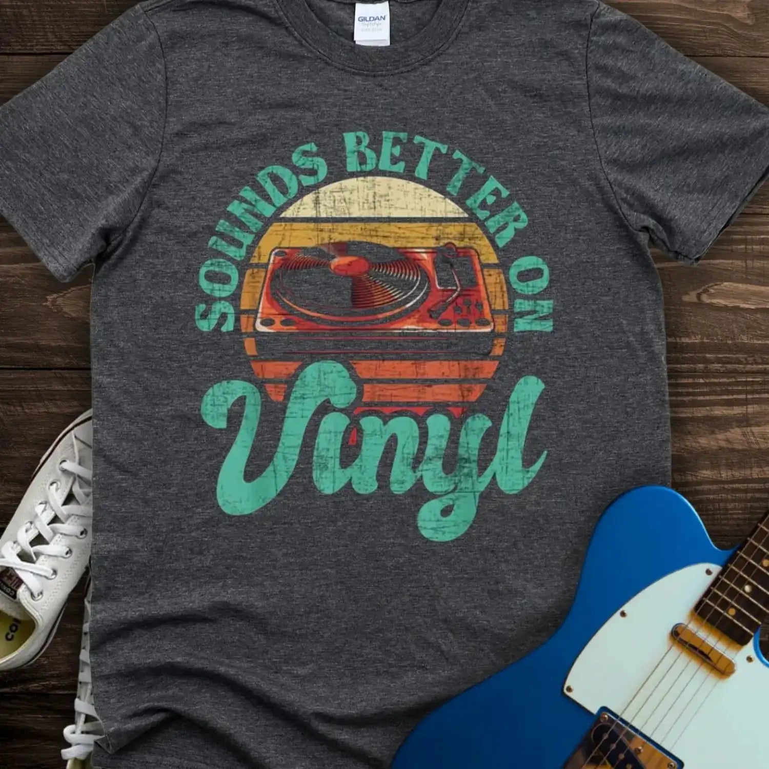 Sound Better on Vinyl (II) T-shirt Dark Heather Grey