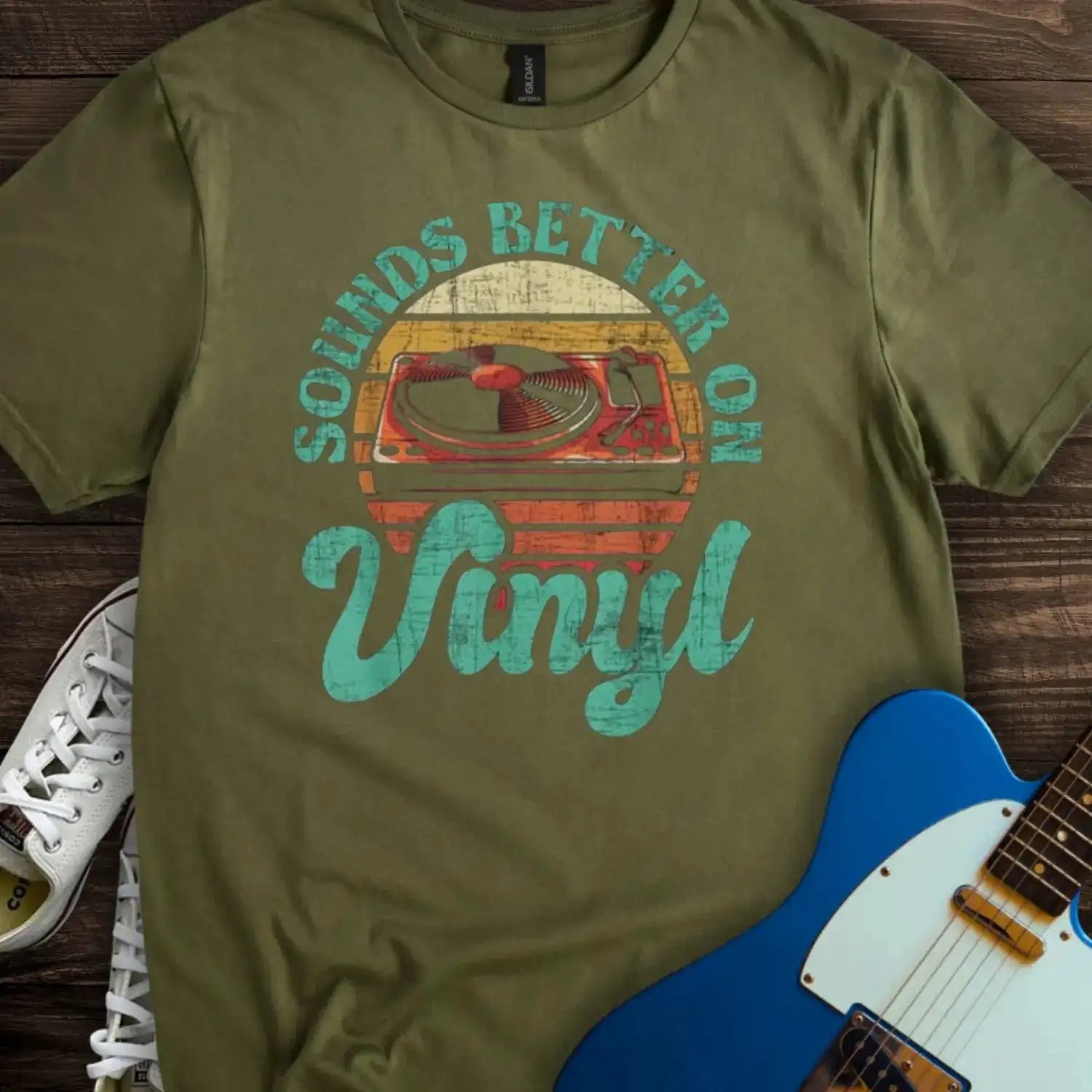 Sound Better on Vinyl (II) T-shirt Military Green