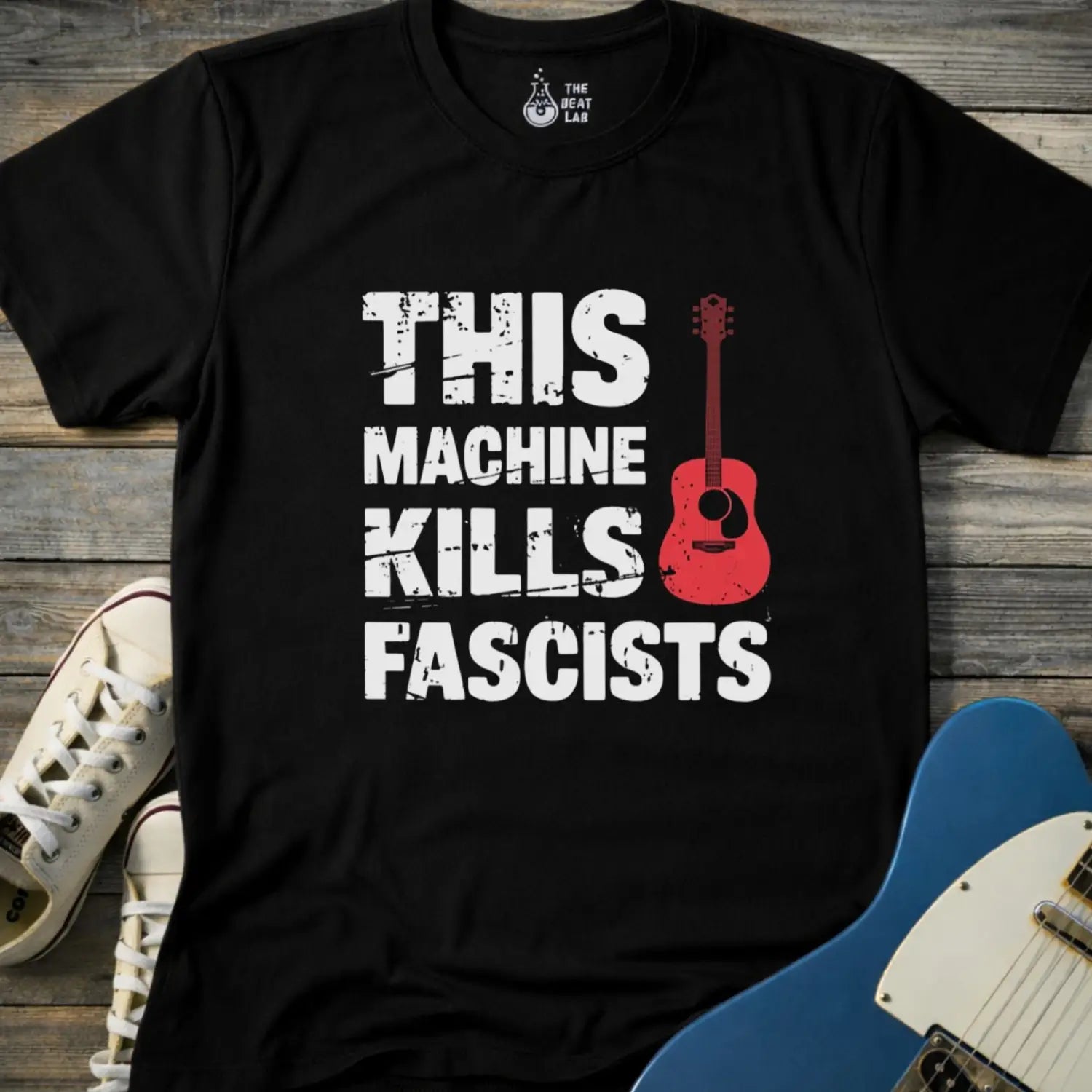This Machine Kills Fascists T-shirt - Black / S - T-Shirt
