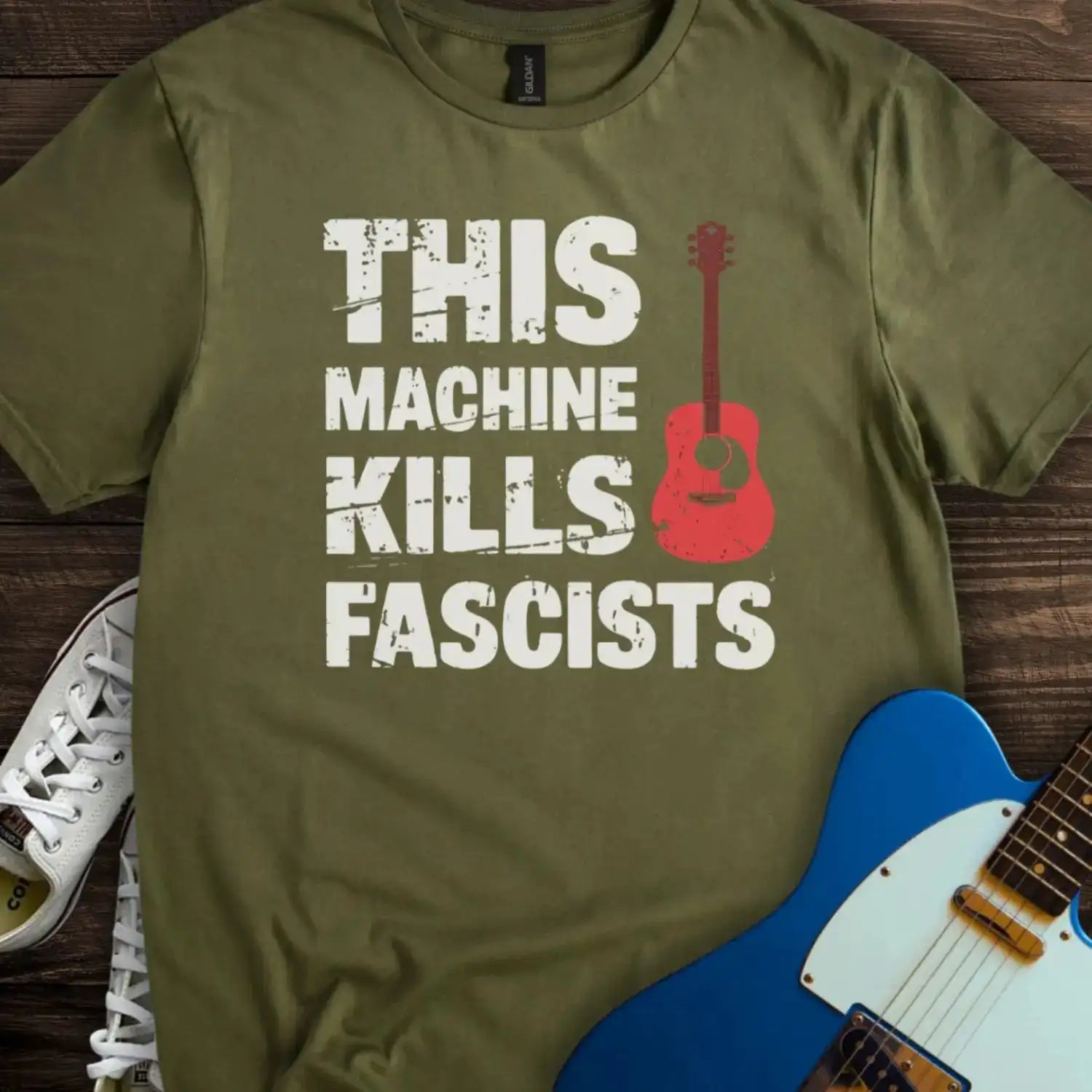 This Machine Kills Fascists T-shirt Military Green