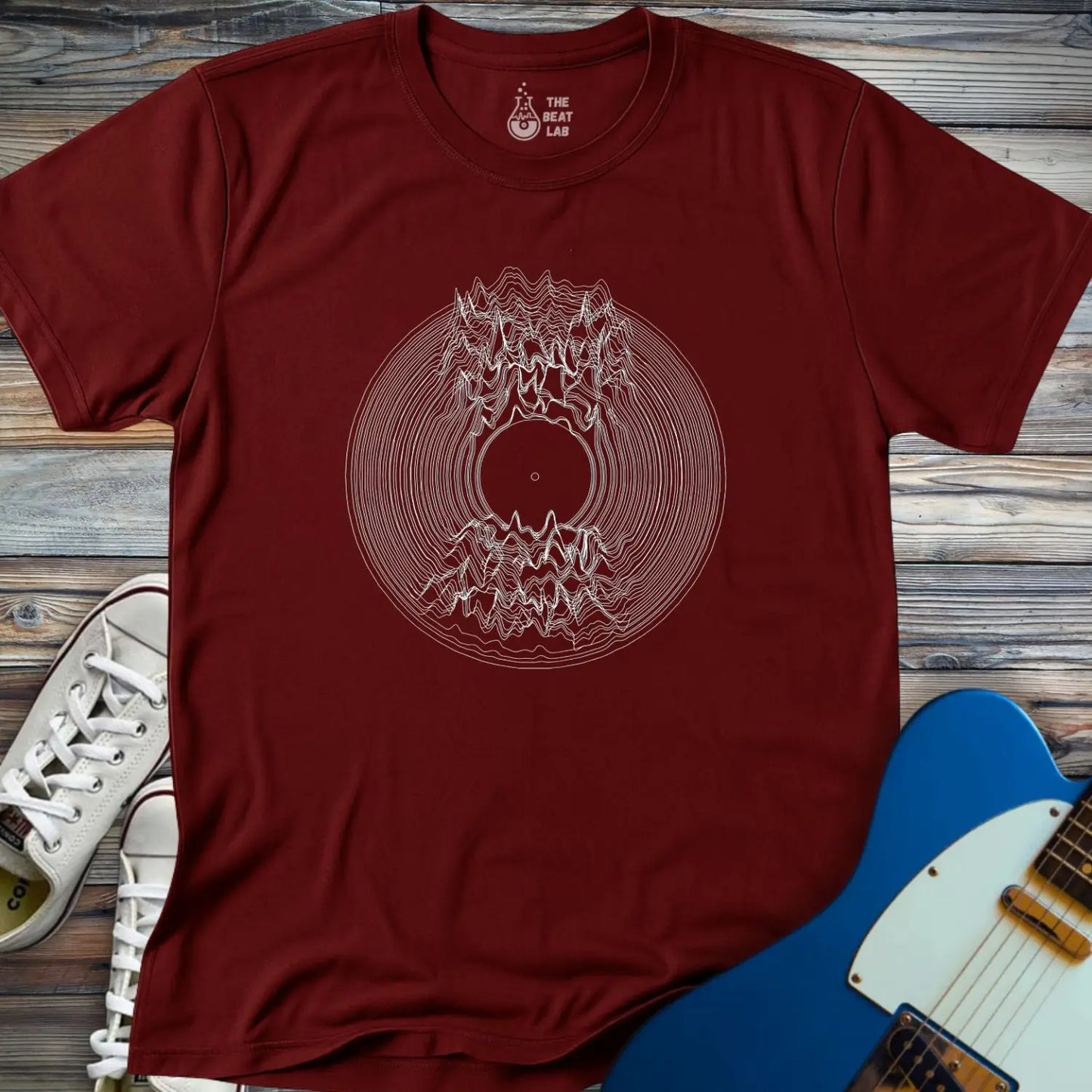 Vinyl Radio Waves T-shirt - Maroon / S - T-Shirt