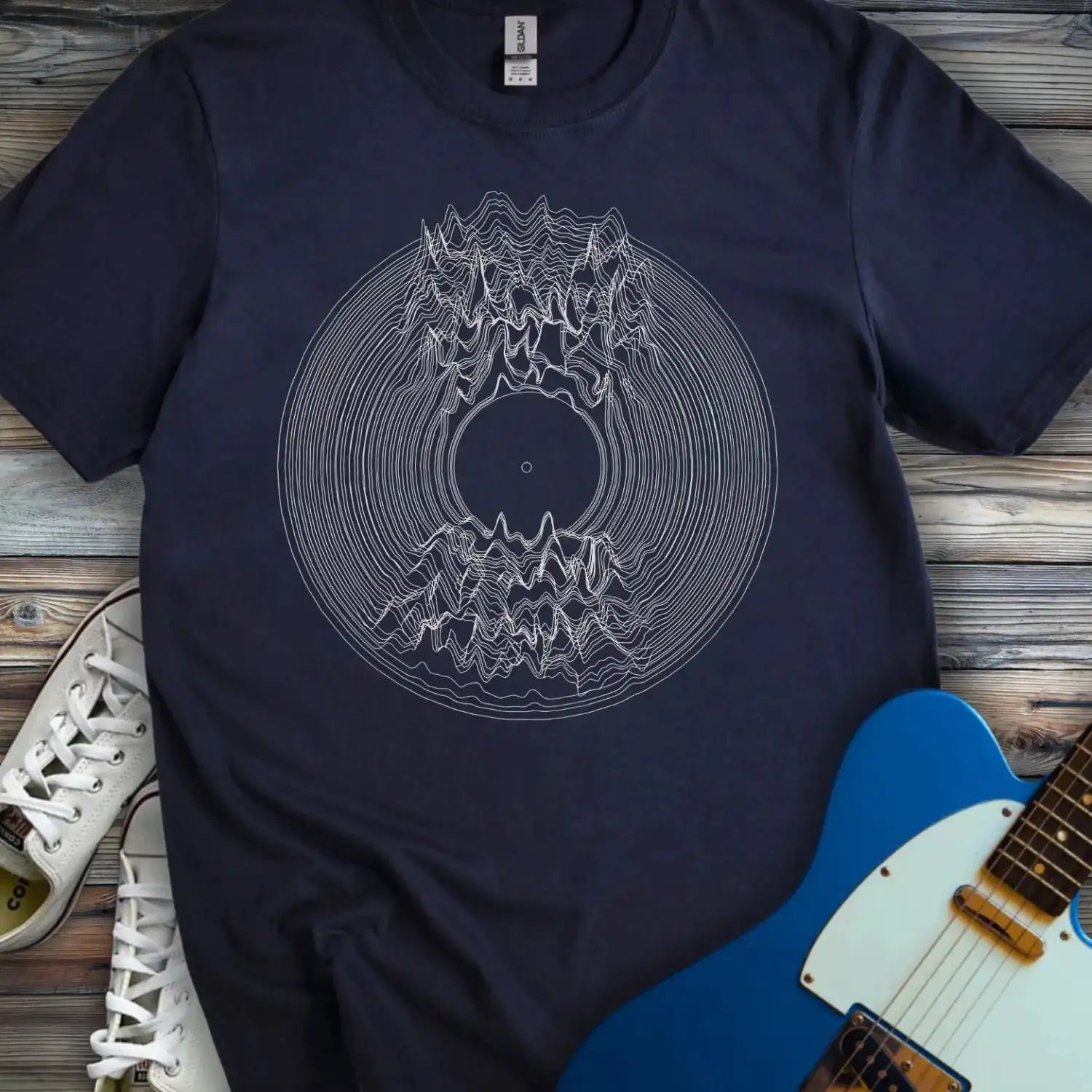 Vinyl Radio Waves T-shirt Navy