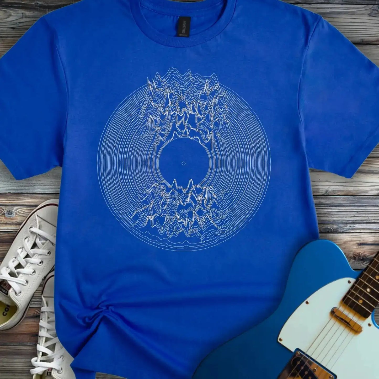 Vinyl Radio Waves T-shirt Royal