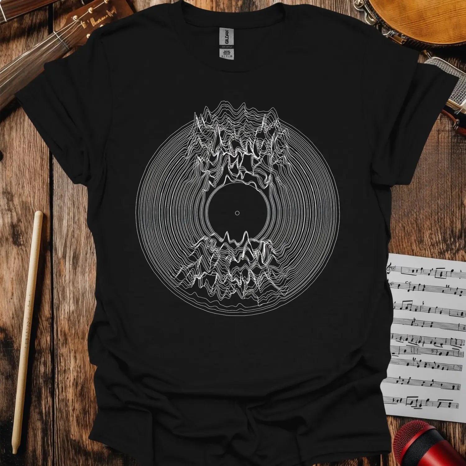 Vinyl Radio Waves T-shirt Black